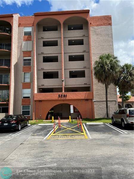 Miami, FL 33126,5201 NW 7th St #505