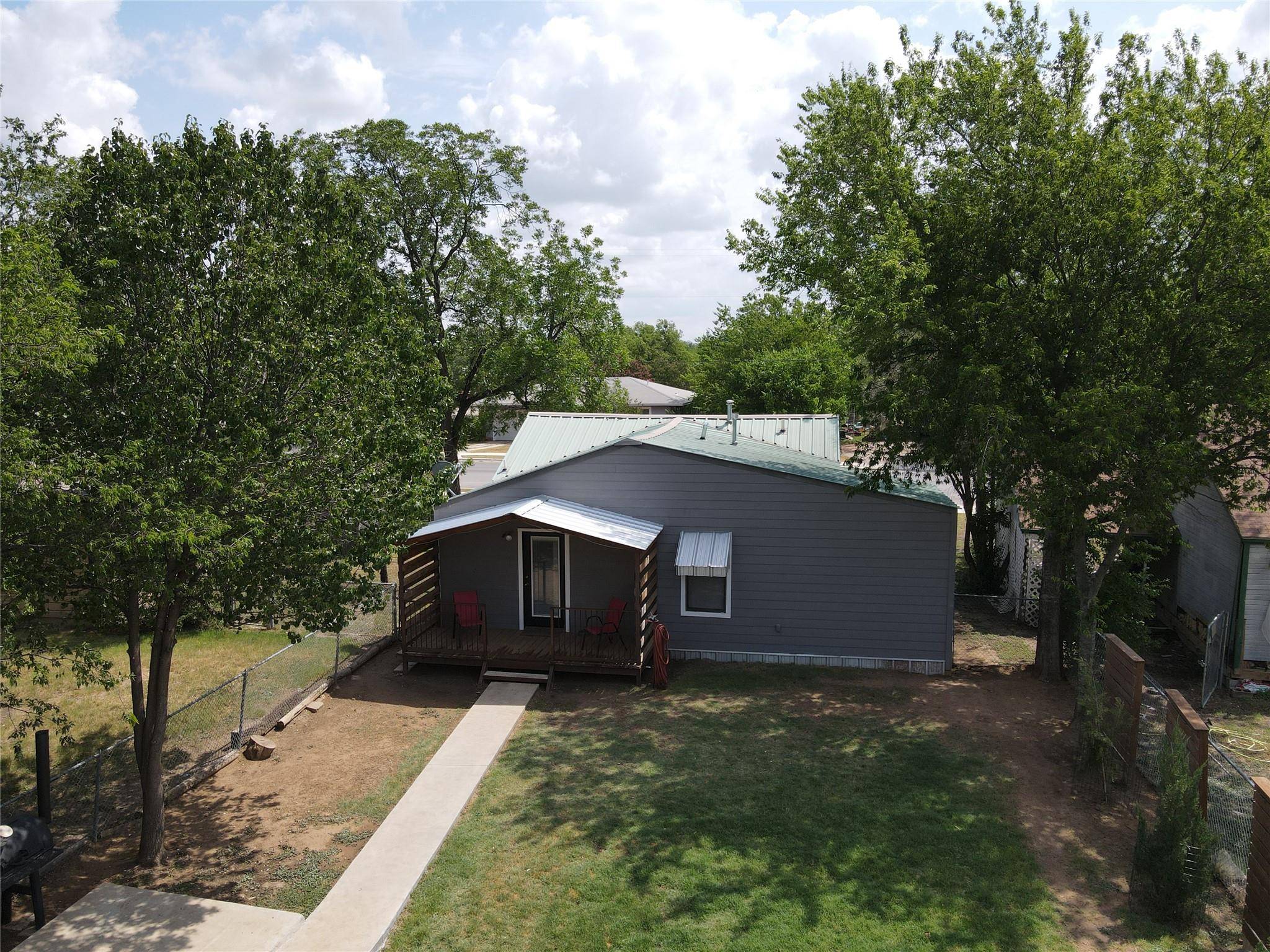 Brownwood, TX 76801,1705 4th Street