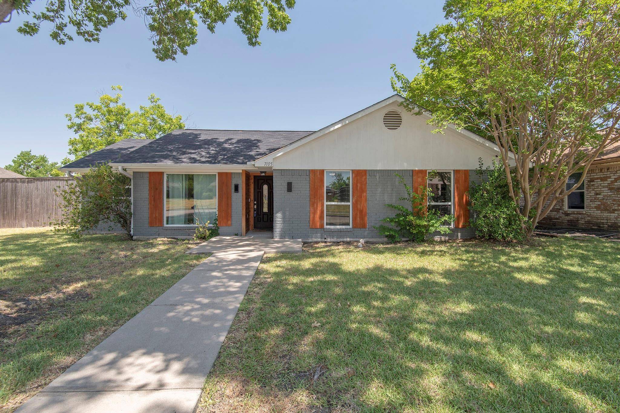 Rowlett, TX 75089,7105 Ridgeview Drive