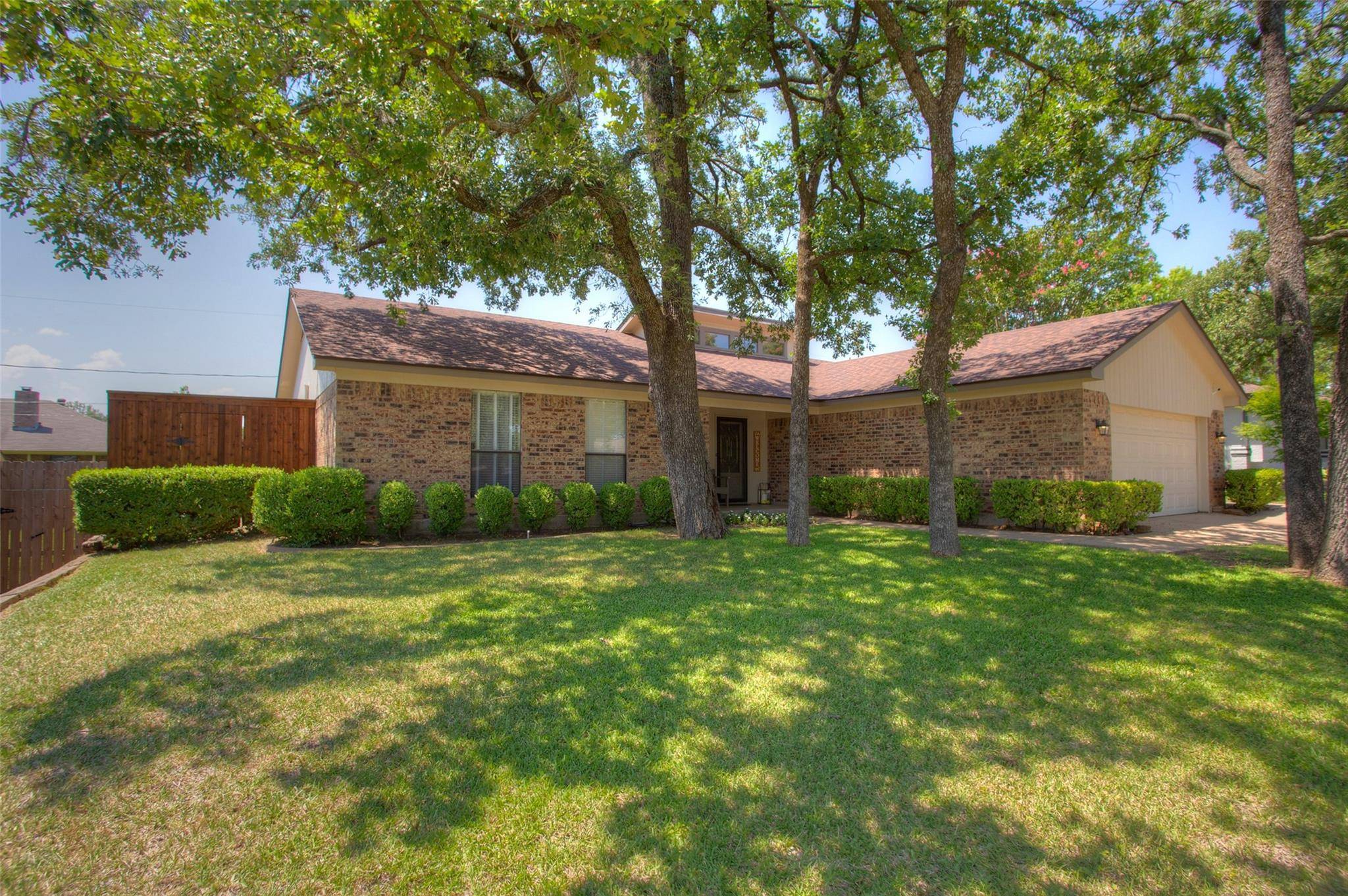 Hurst, TX 76054,209 Heneretta Drive