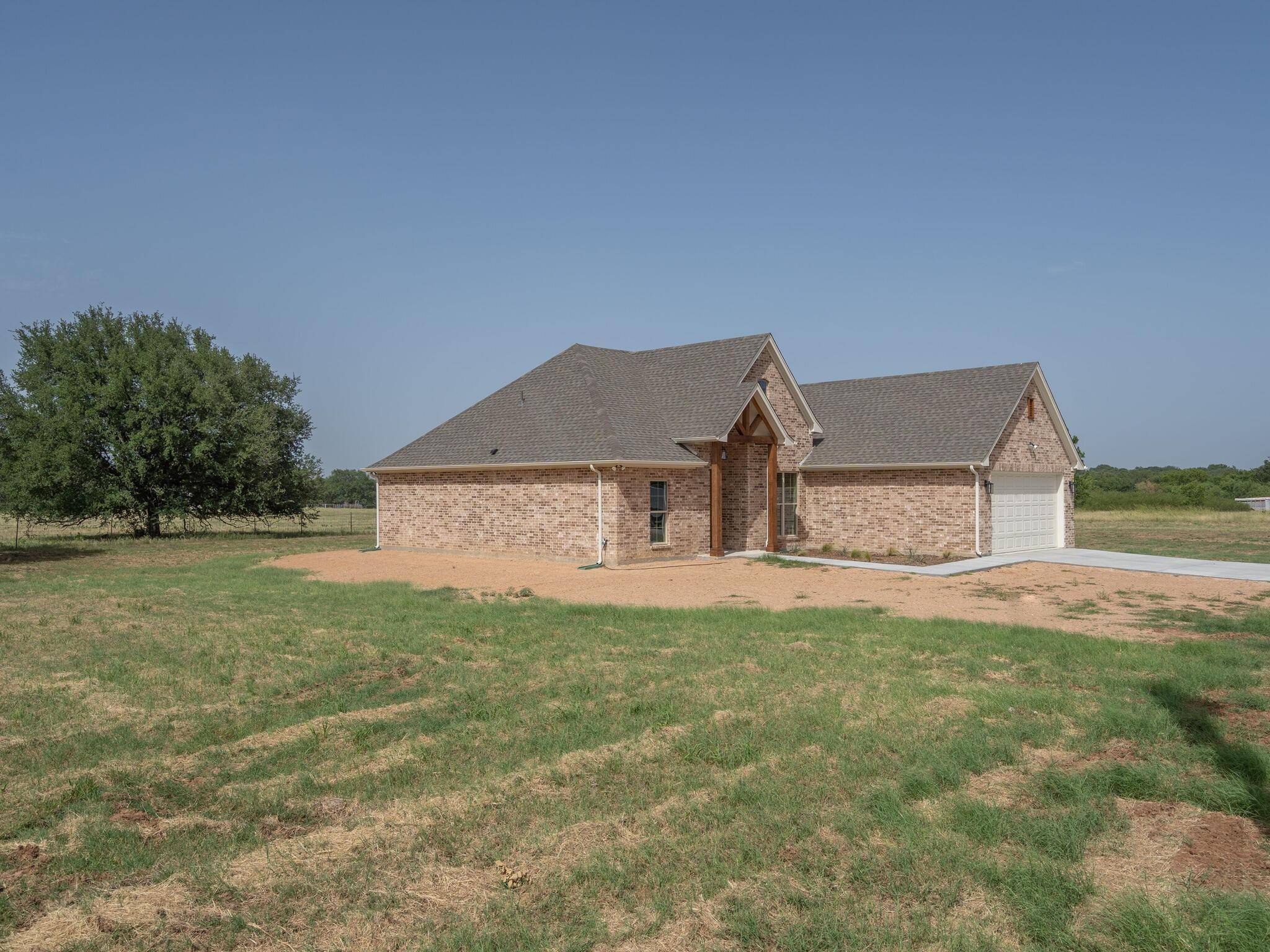 Lipan, TX 76462,401 Weaver Creek Court