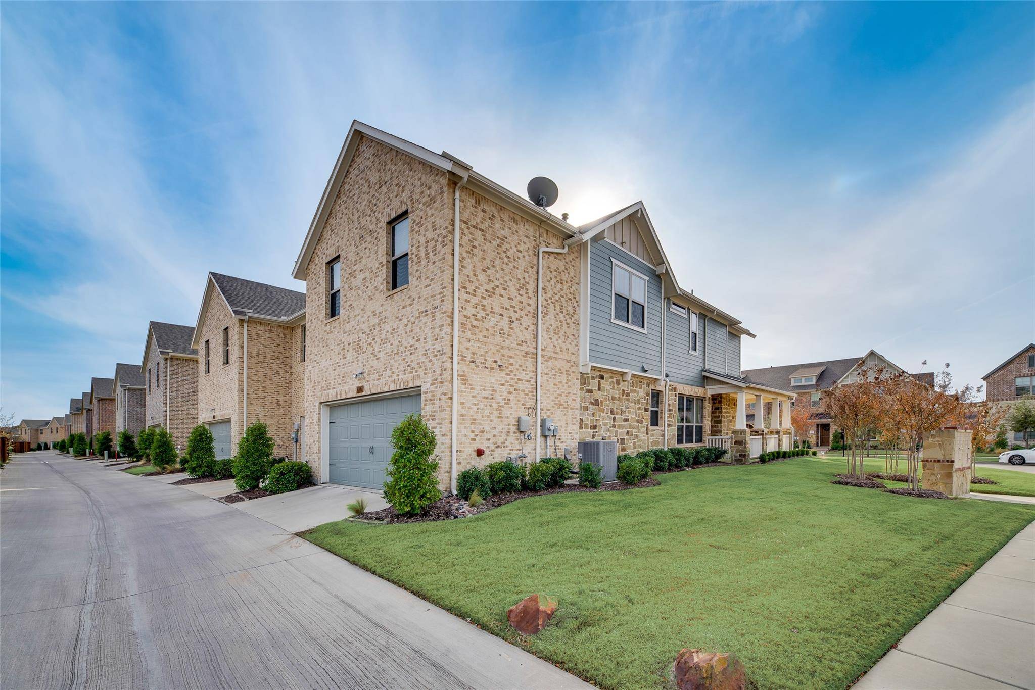 Arlington, TX 76005,4247 Cascade Sky Drive