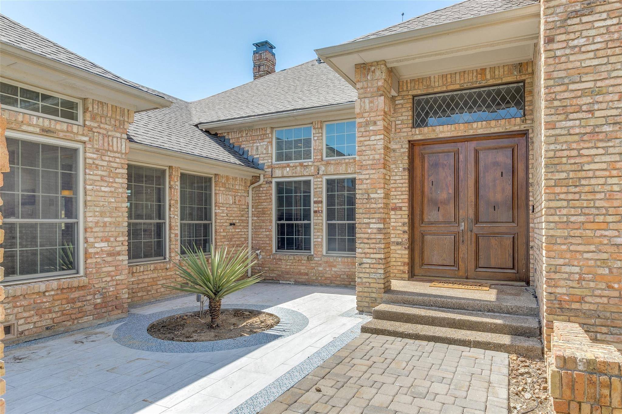 Irving, TX 75063,300 Bridlewood Court