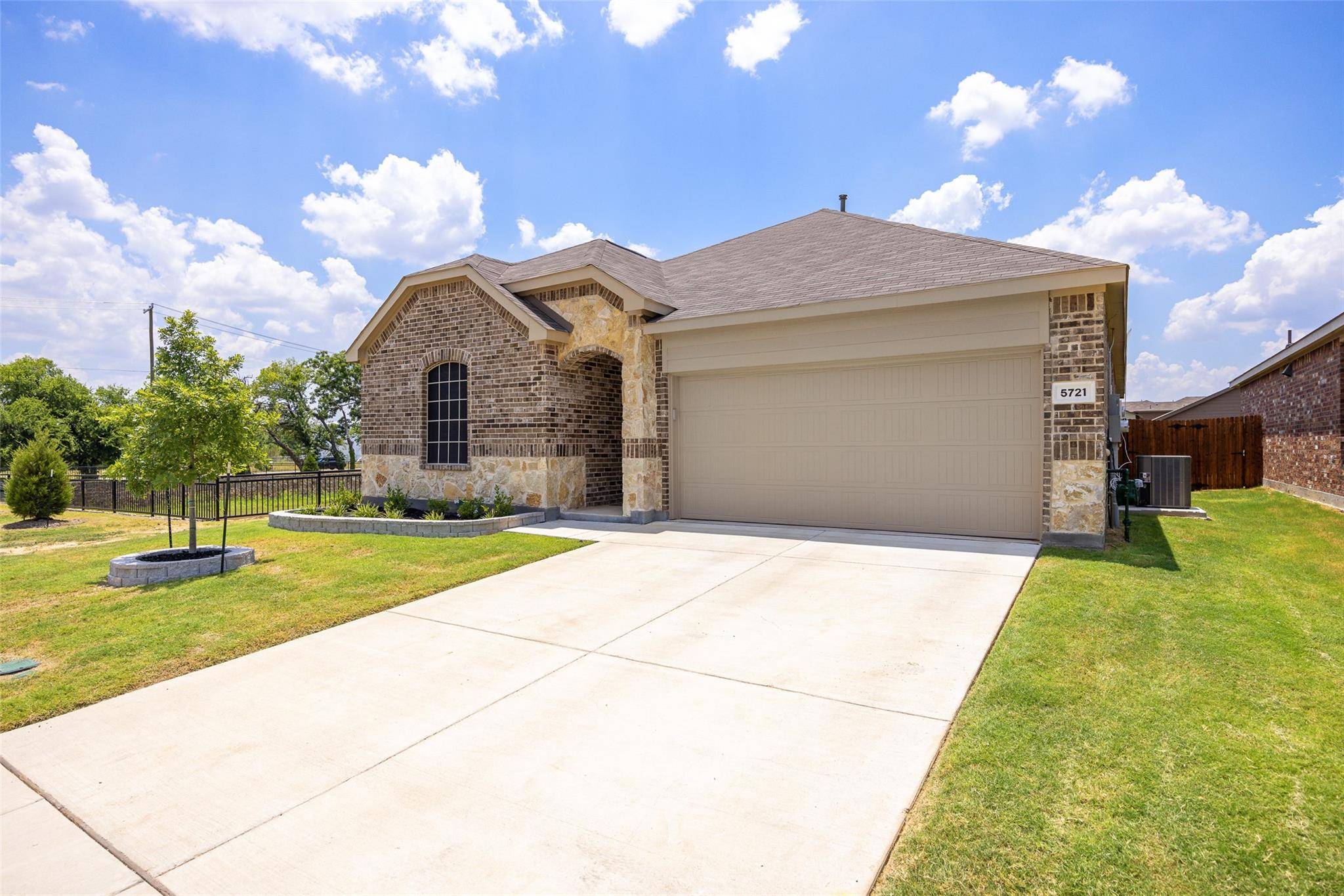 Forney, TX 75126,5721 Barbaro Drive