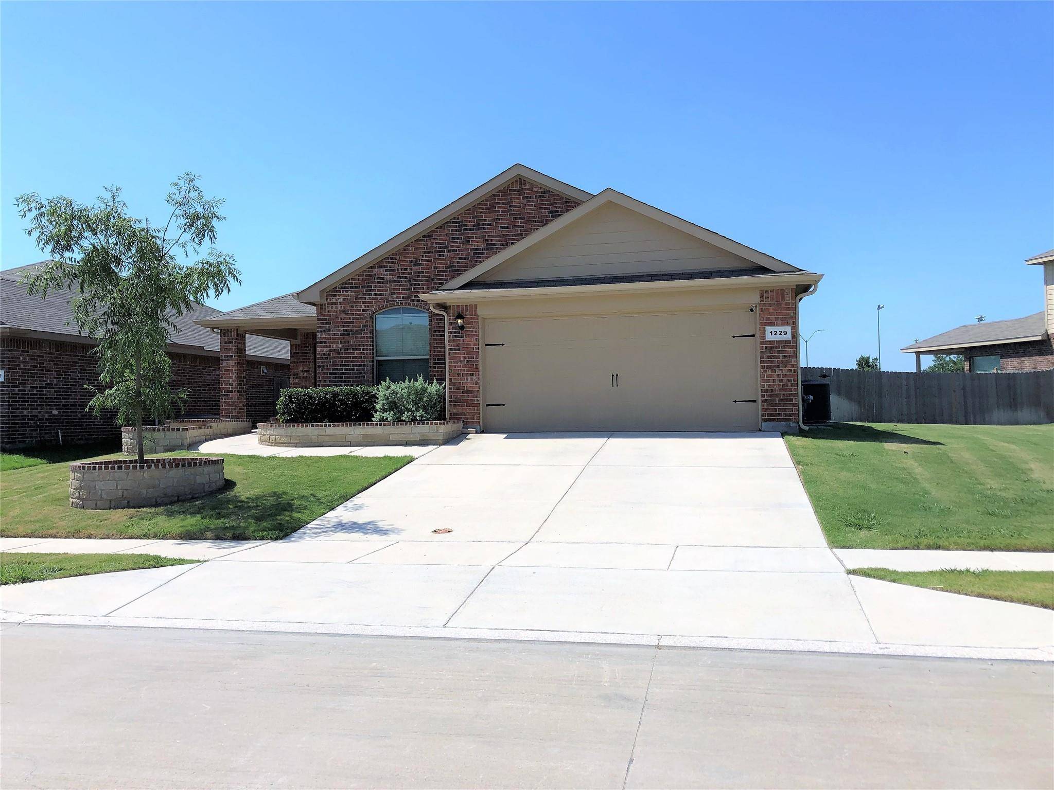 Fort Worth, TX 76179,1229 Walnut Cliff Court