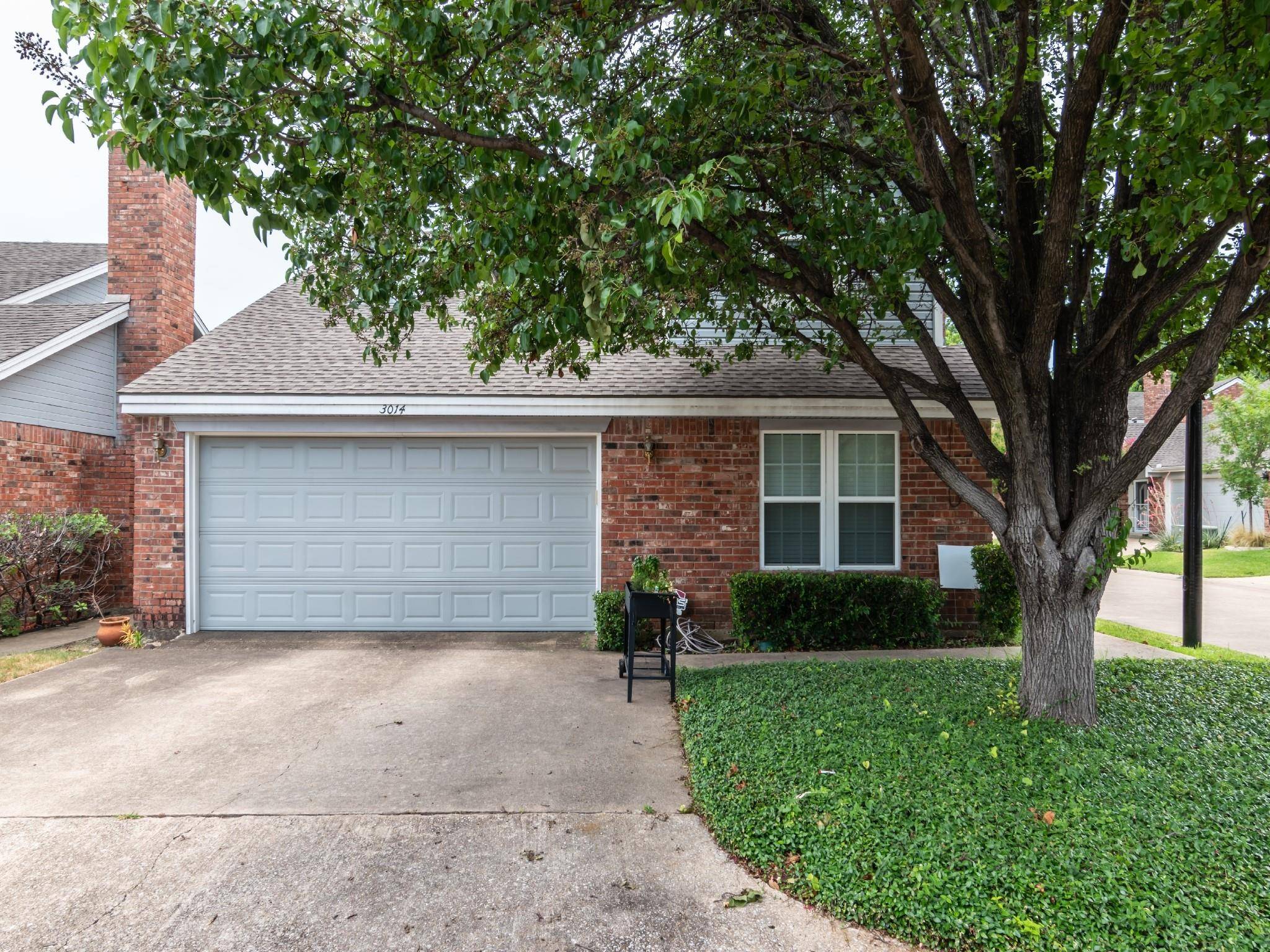 Garland, TX 75042,3014 Waterfront Circle