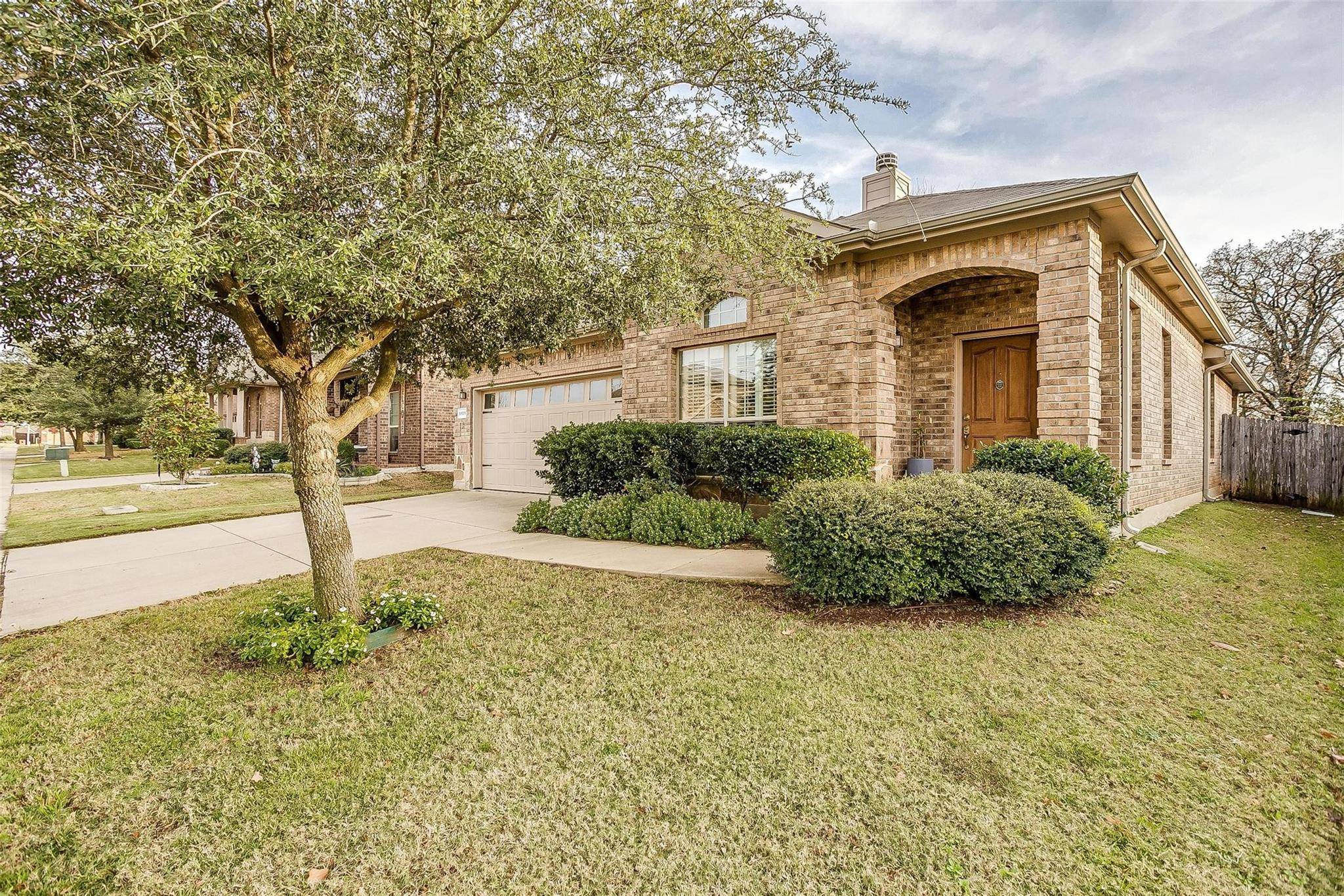 Arlington, TX 76001,5101 Carnoustie Trail