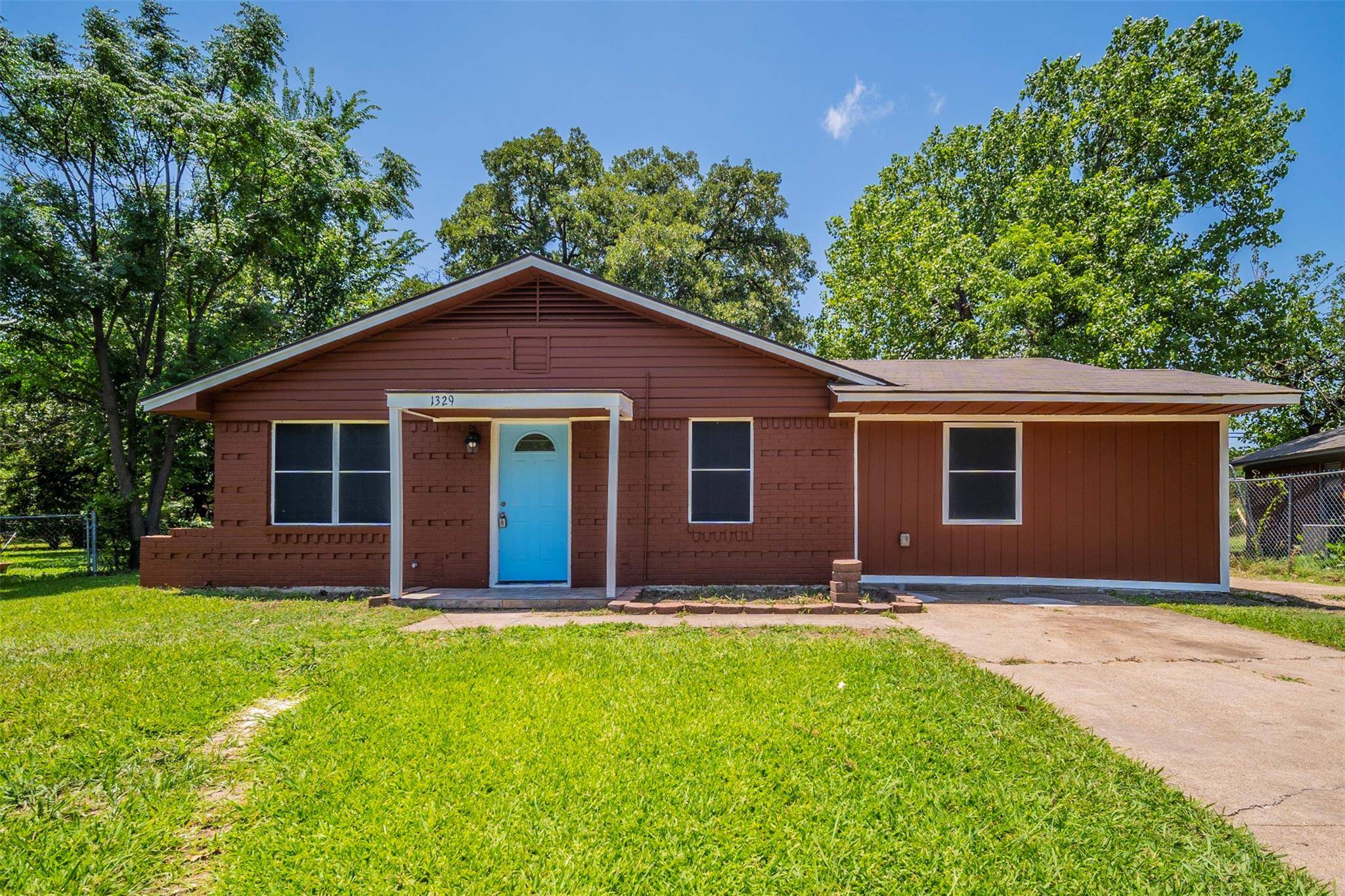 Mesquite, TX 75149,1329 Lorraine Lane