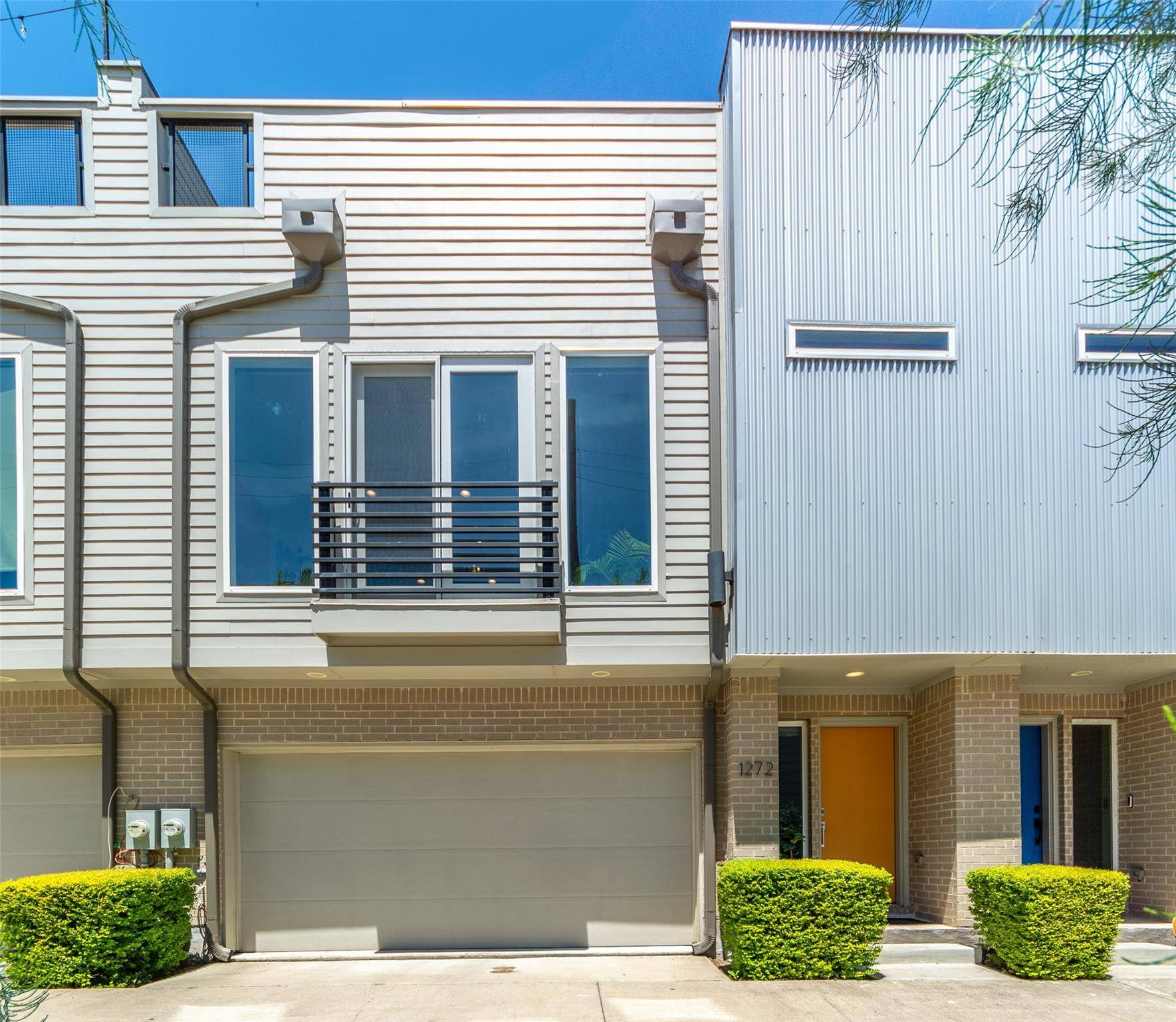 Dallas, TX 75204,1272 N Prairie Avenue