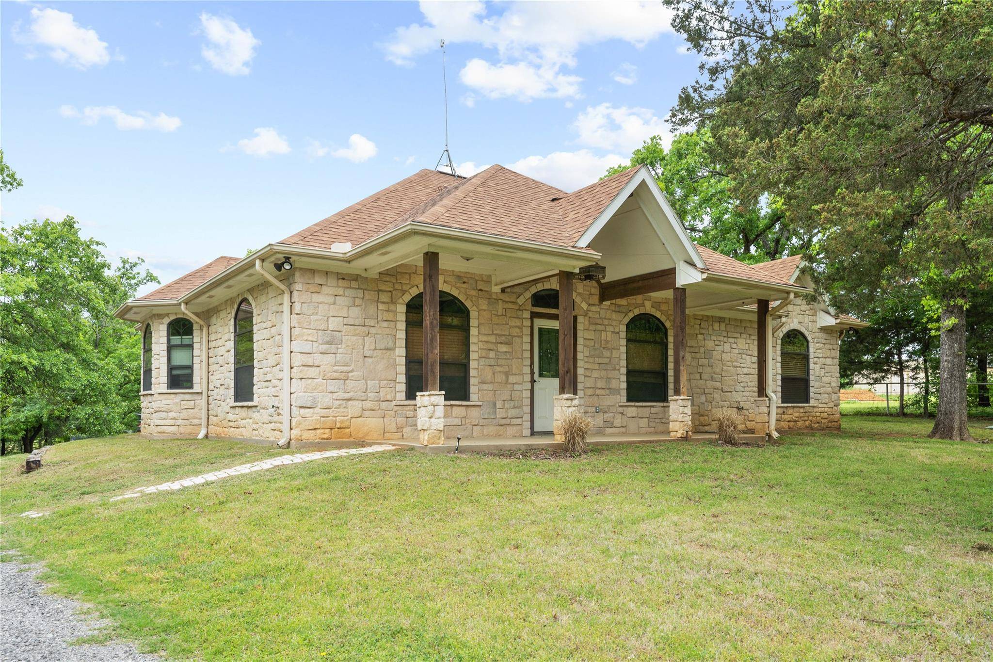 Denison, TX 75021,117 Shady Woods Lane