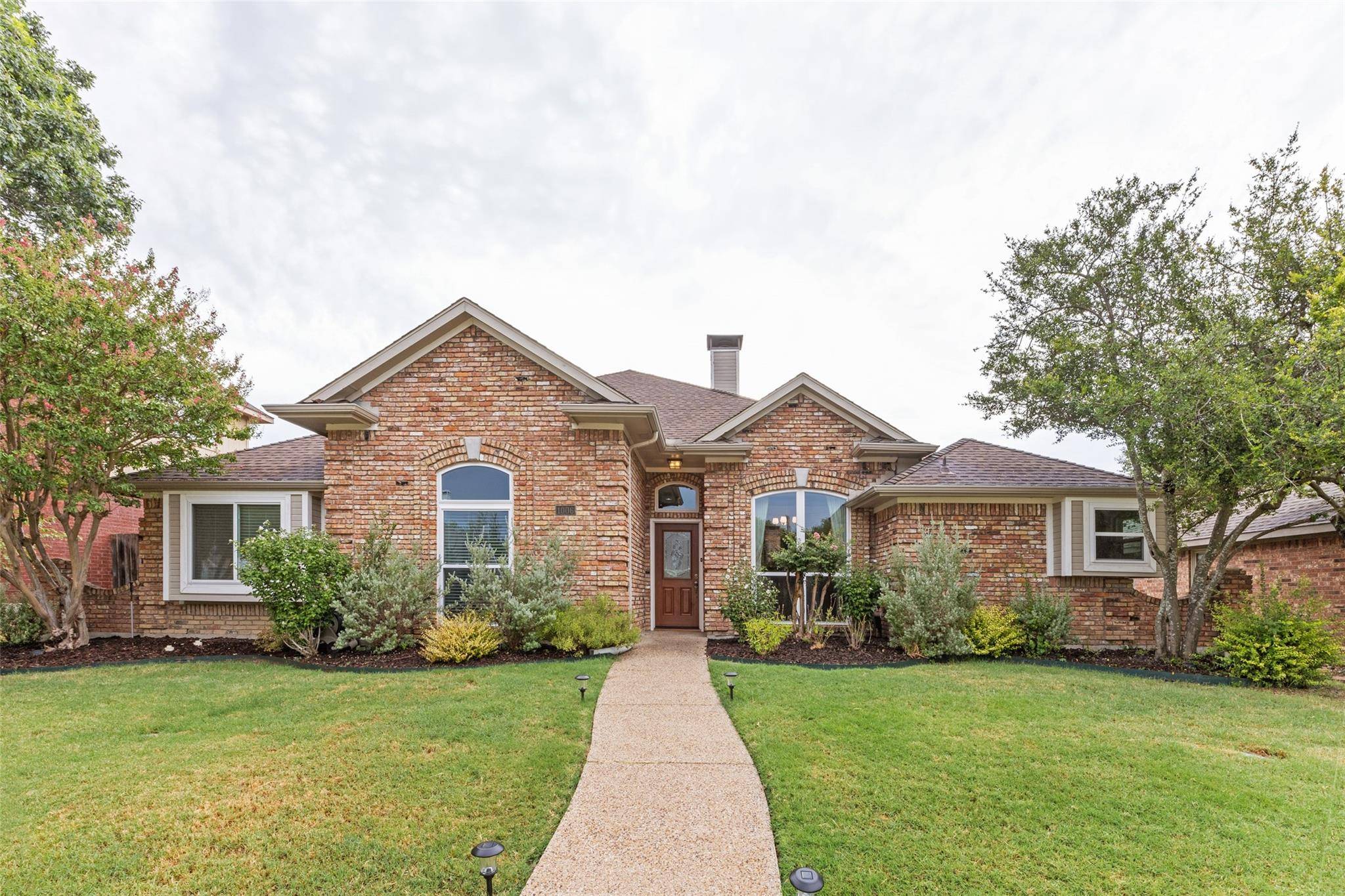 Allen, TX 75002,1006 Sandy Creek Drive