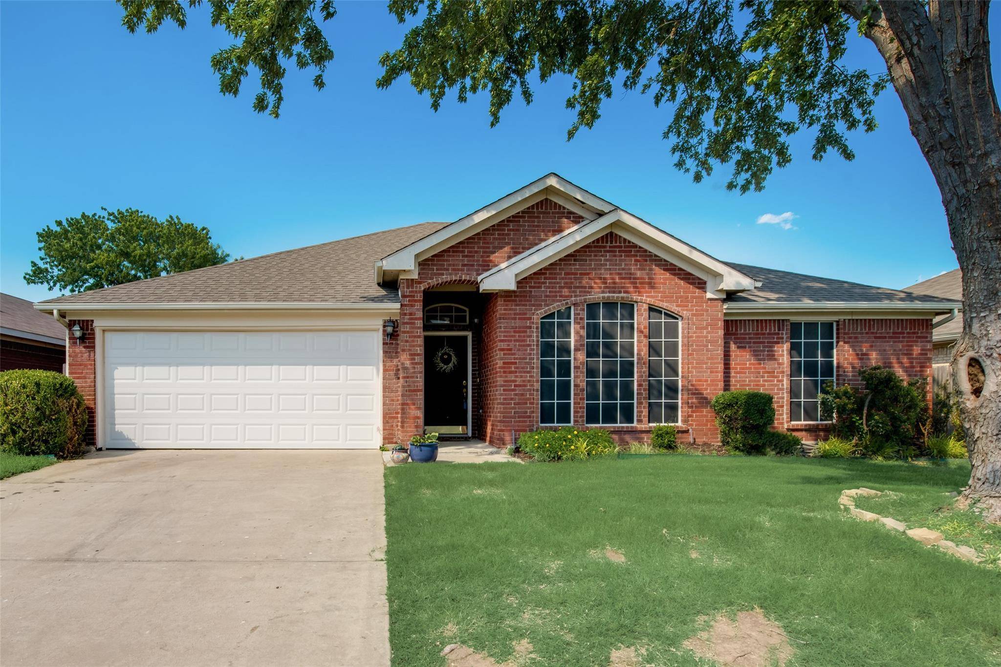 Burleson, TX 76028,1008 Caleb Street