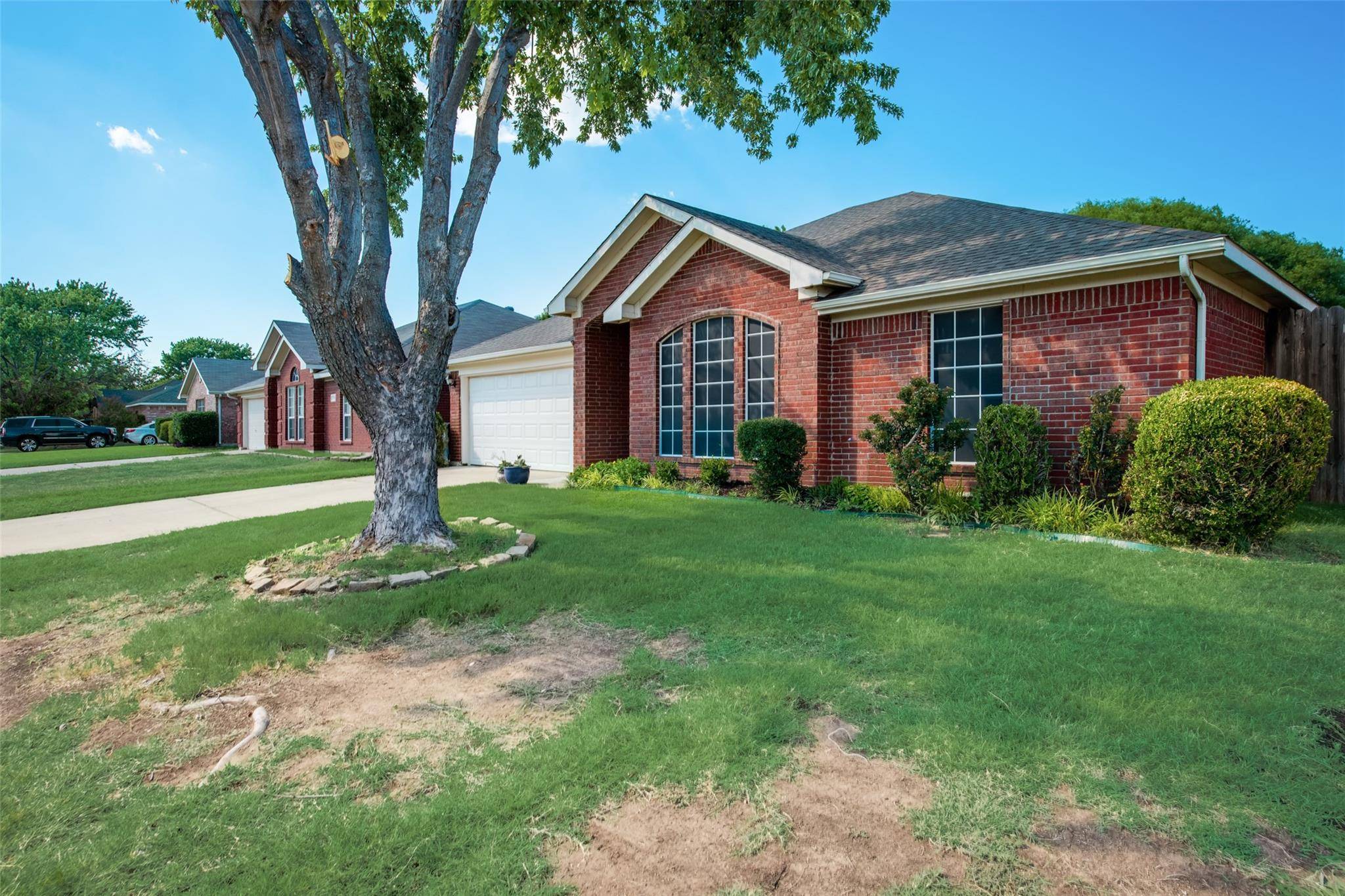 Burleson, TX 76028,1008 Caleb Street