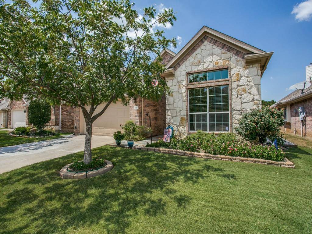 Euless, TX 76039,211 Fountainview Drive