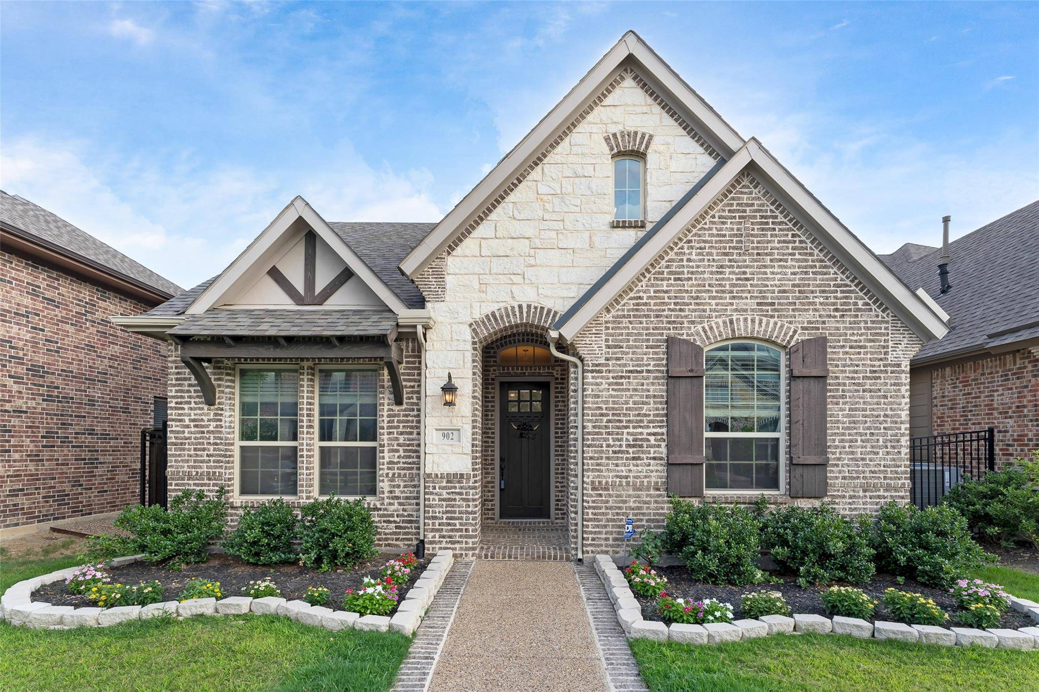 Arlington, TX 76005,902 Enchanted Wood Drive