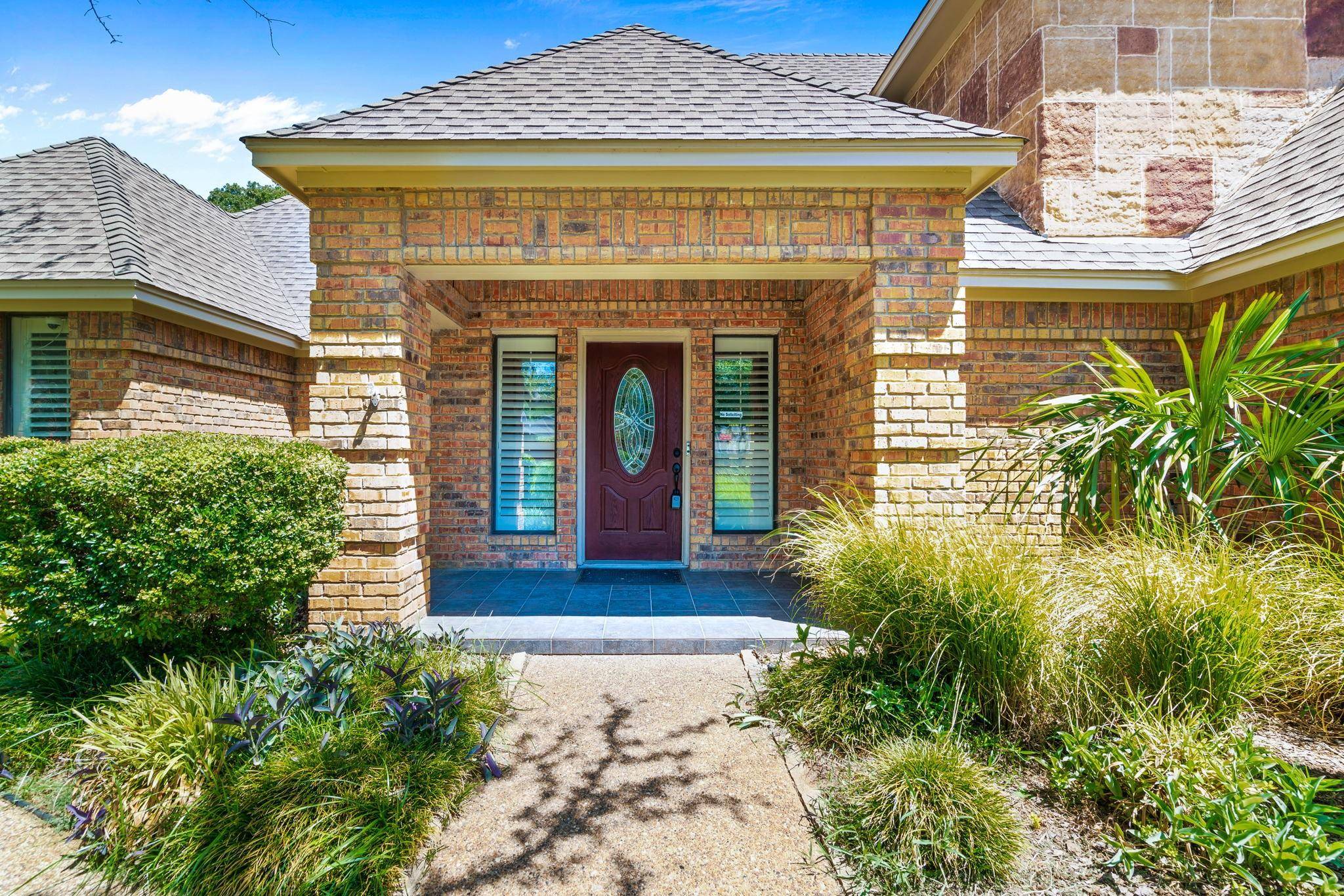 Grapevine, TX 76051,2934 Woodland Hills Drive