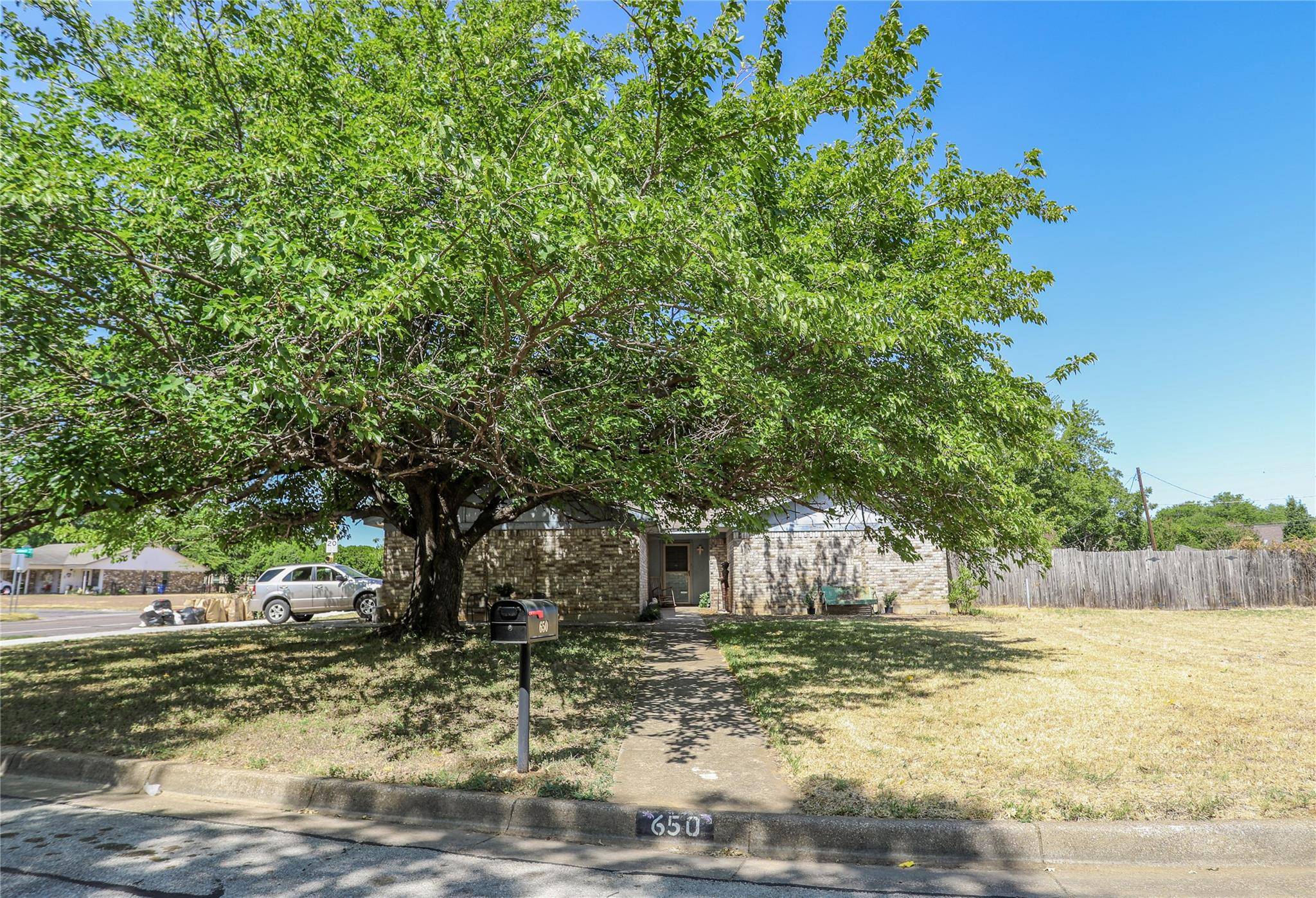 Burleson, TX 76028,650 Deborah Court