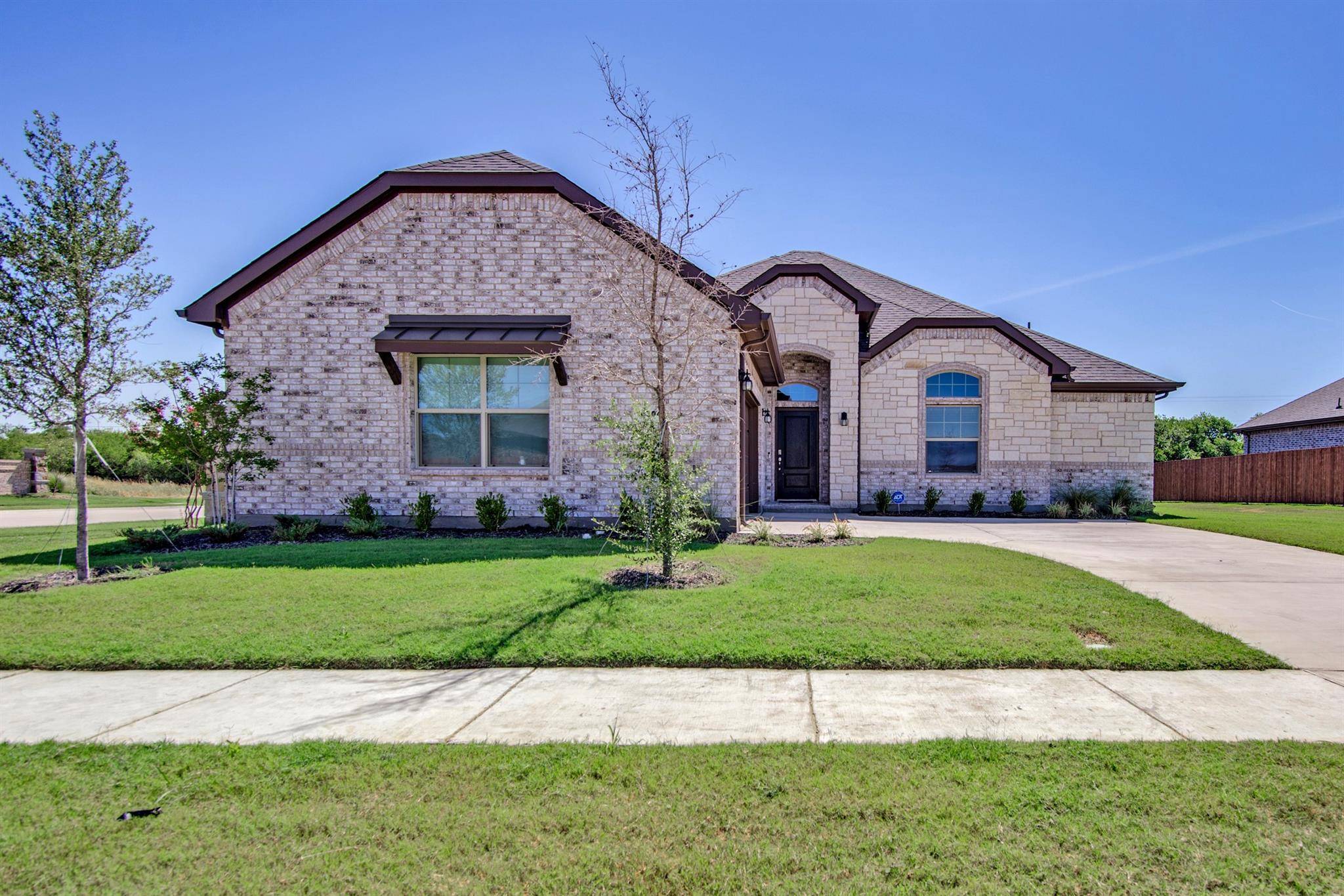 Grand Prairie, TX 76065,10304 Walnut Ridge Drive