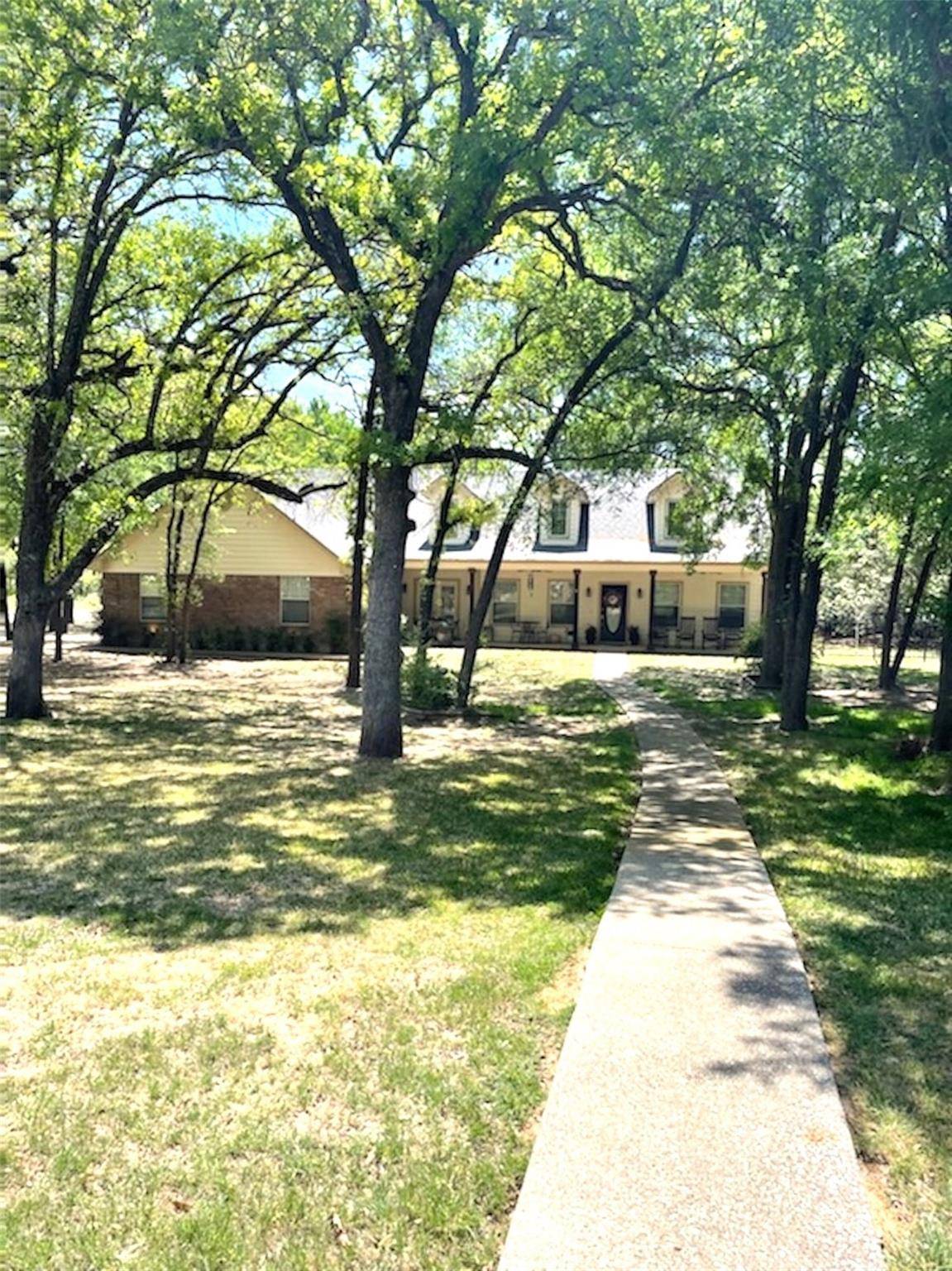 Weatherford, TX 76088,128 Archer Way W