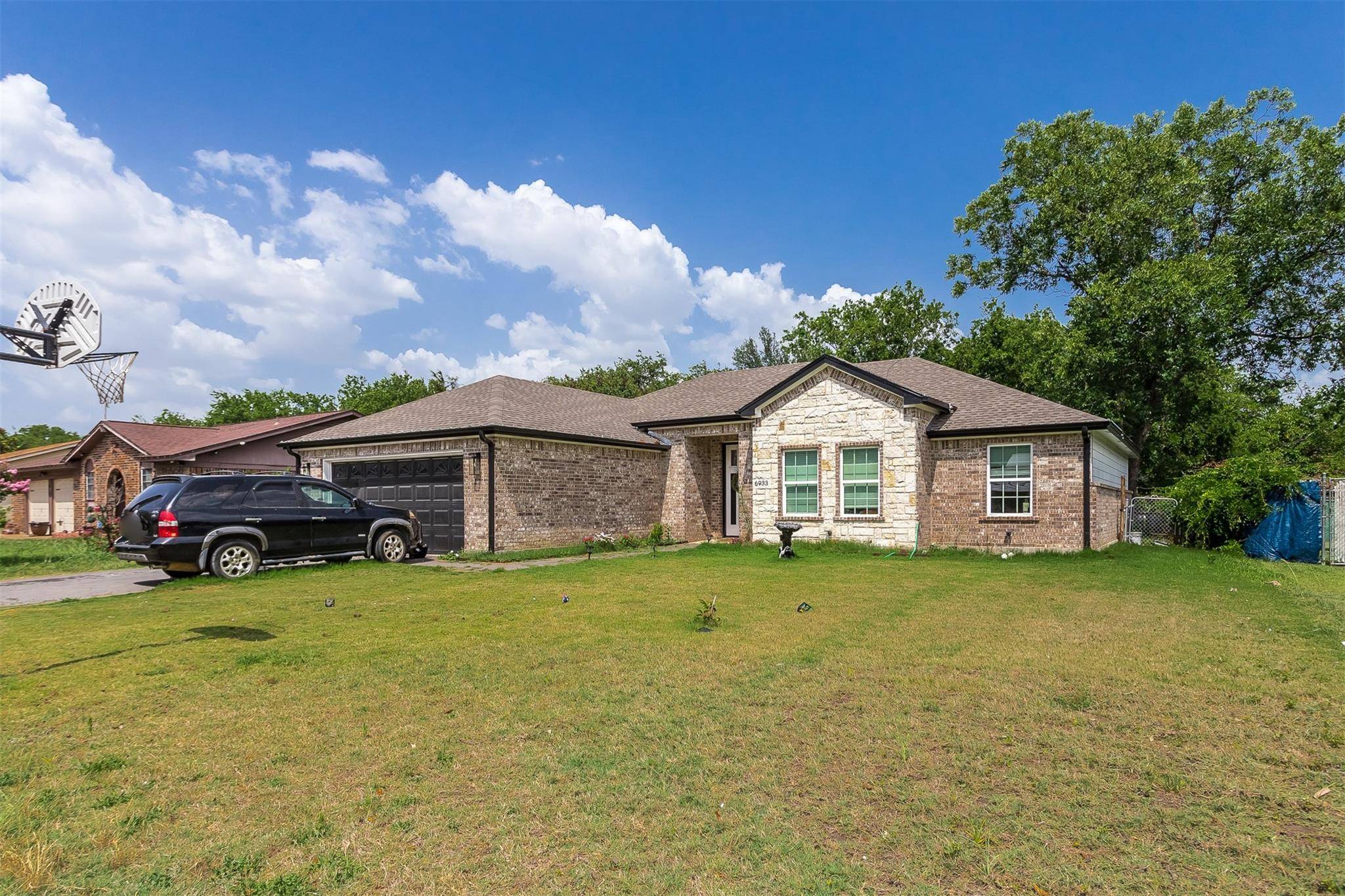 Forest Hill, TX 76140,6933 Windy Hill Road