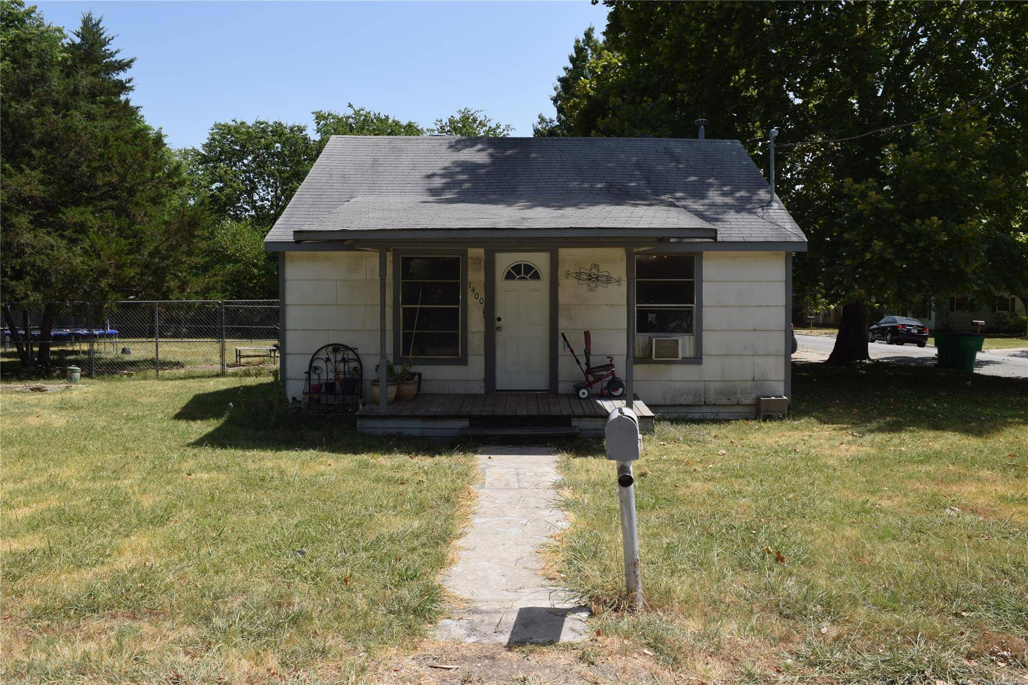 Gainesville, TX 76240,1400 Jean Street