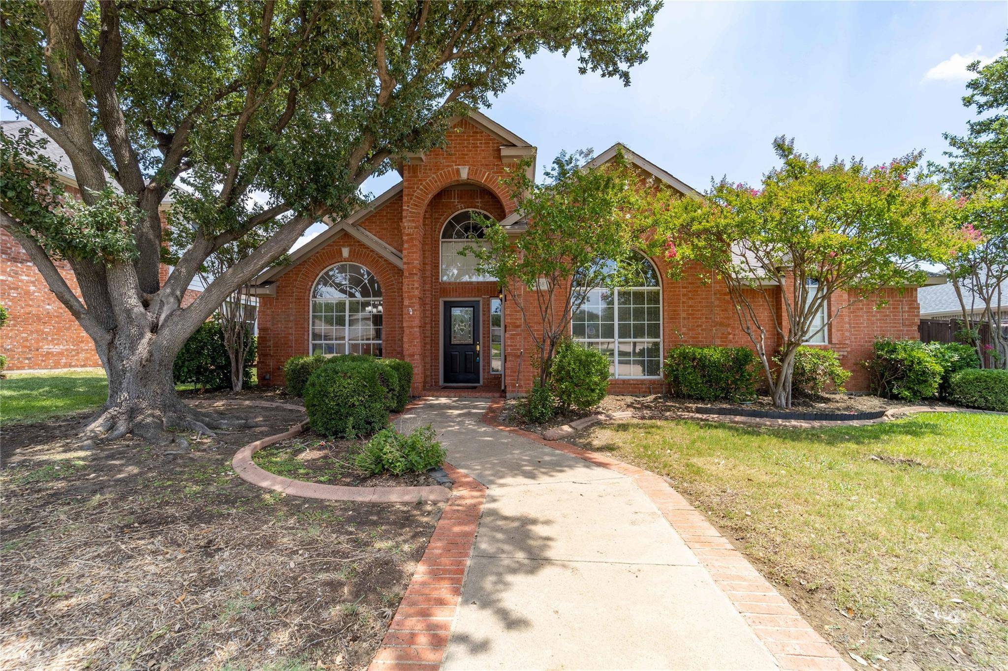 Carrollton, TX 75010,4208 Rolling Oaks Drive