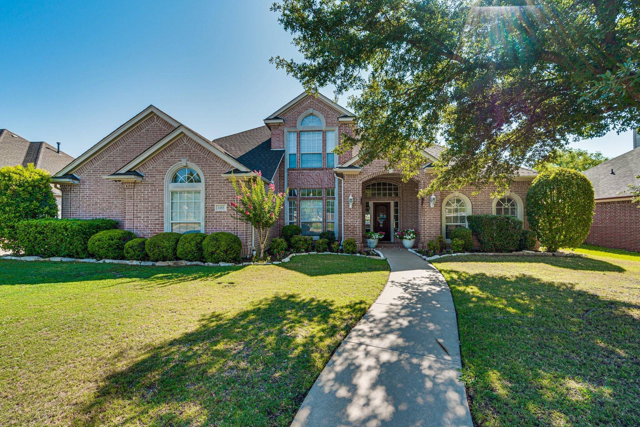 Cleburne, TX 76033,1603 Twin Oaks Drive