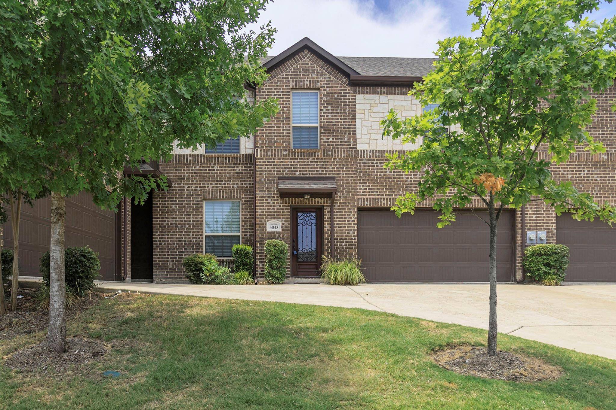 Grand Prairie, TX 75052,5043 Venecia Way