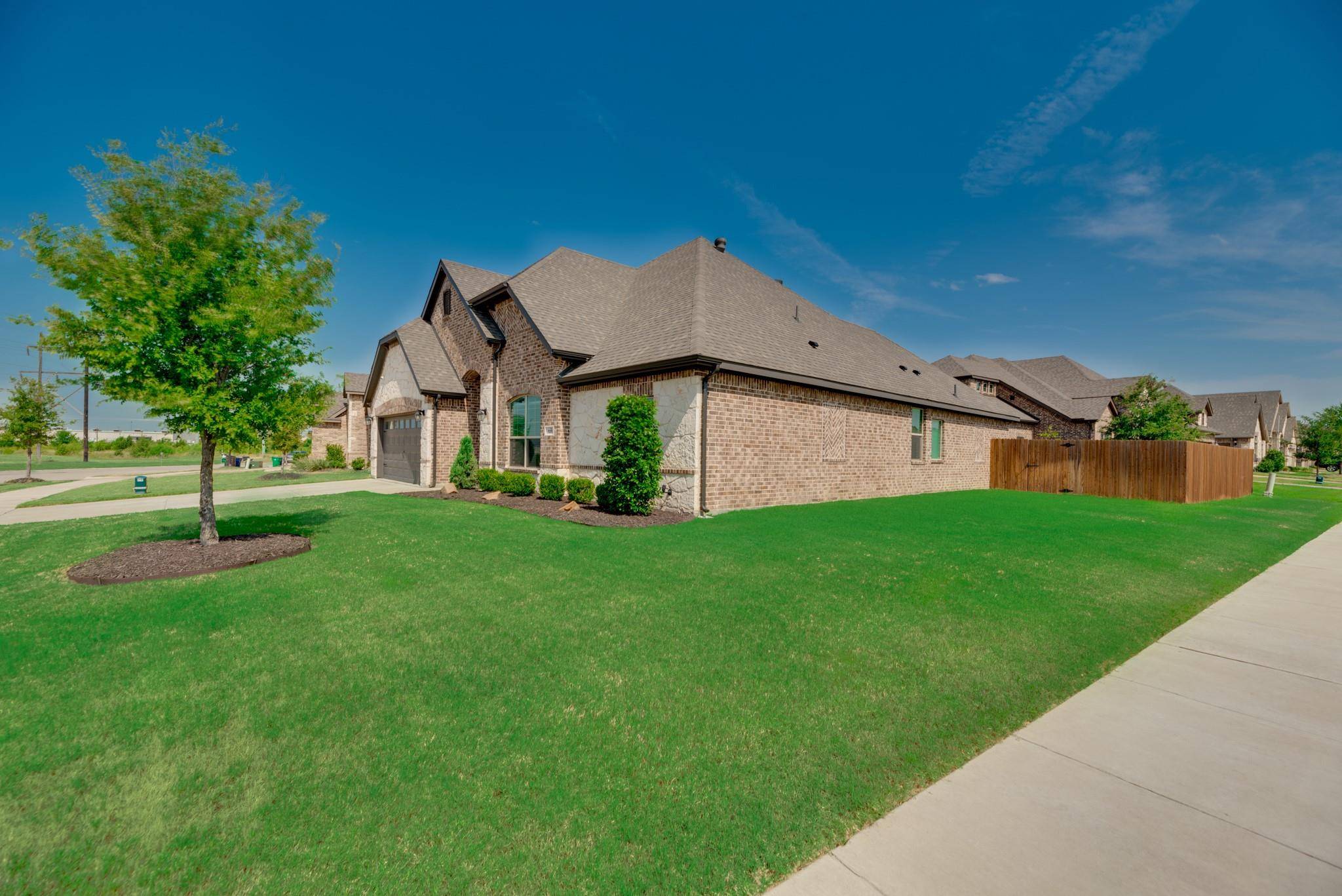 Waxahachie, TX 75165,325 S Hill Drive