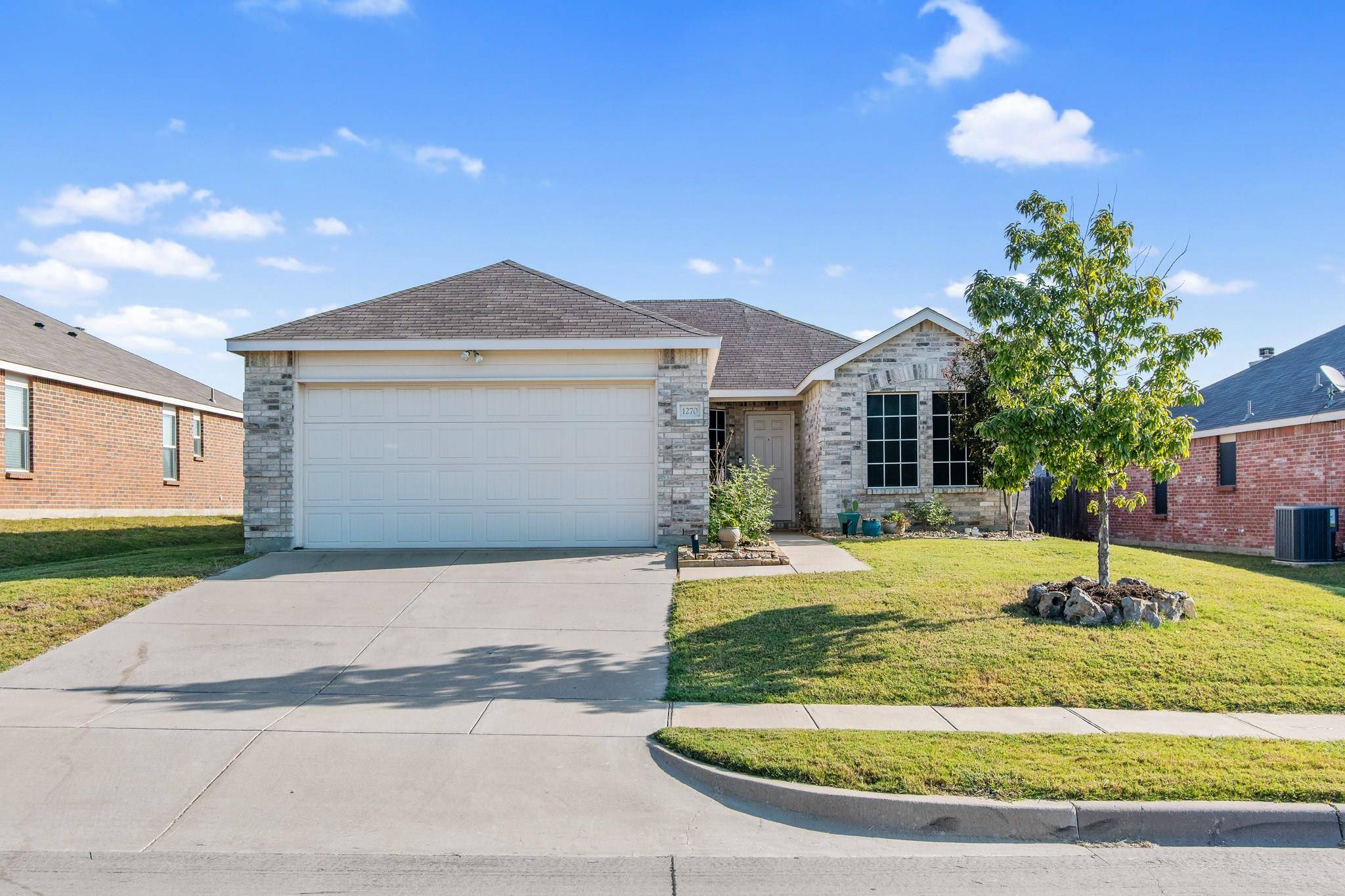 Burleson, TX 76028,1270 Wysteria Lane