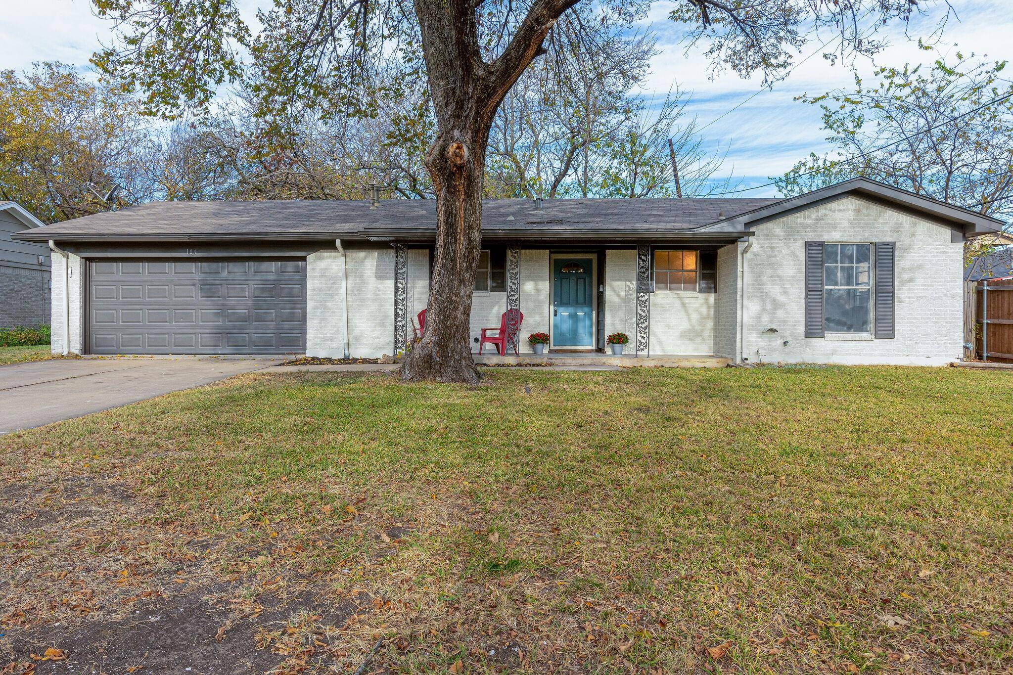 Burleson, TX 76028,104 SW Cindy Lane