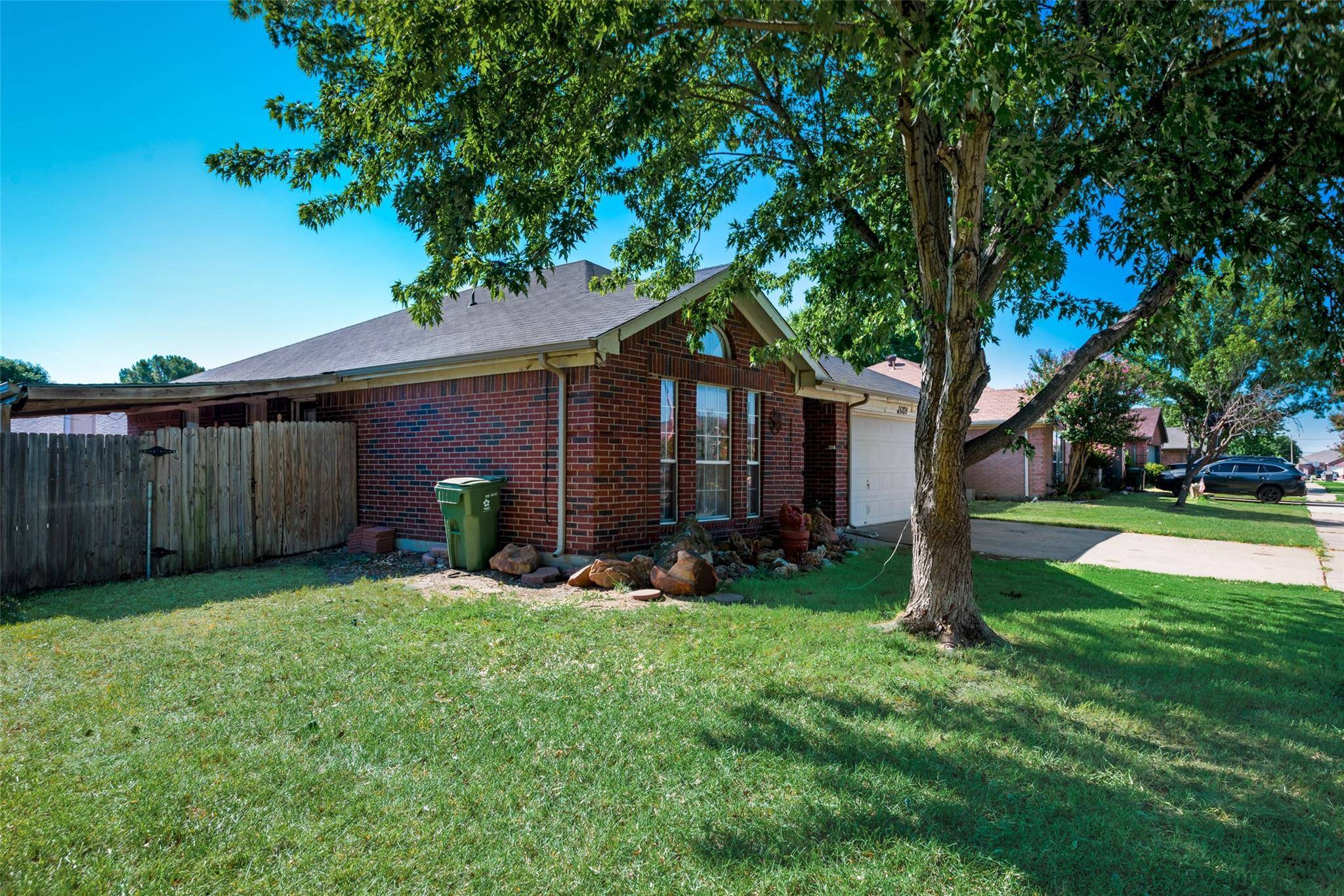 Arlington, TX 76001,6709 Clear Creek Drive