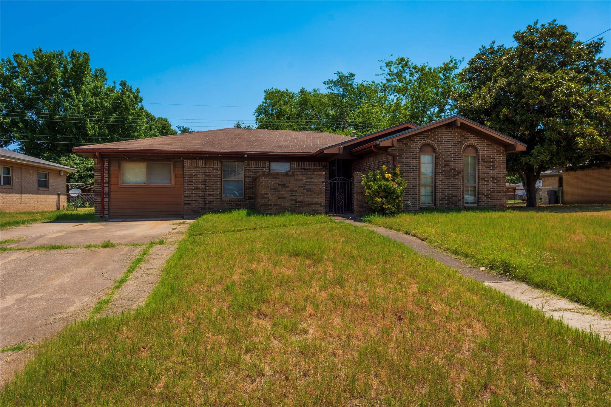 Waco, TX 76704,2101 Easy Street