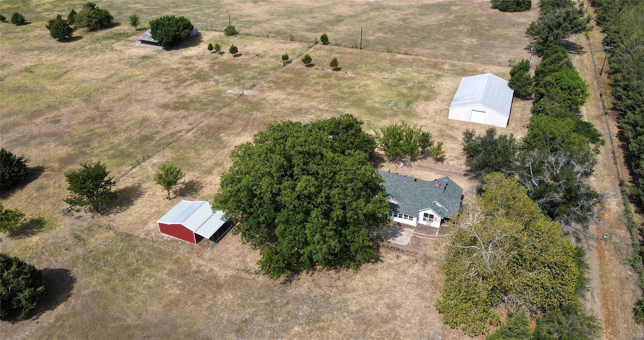 Eustace, TX 75124,10585 County Road 2912