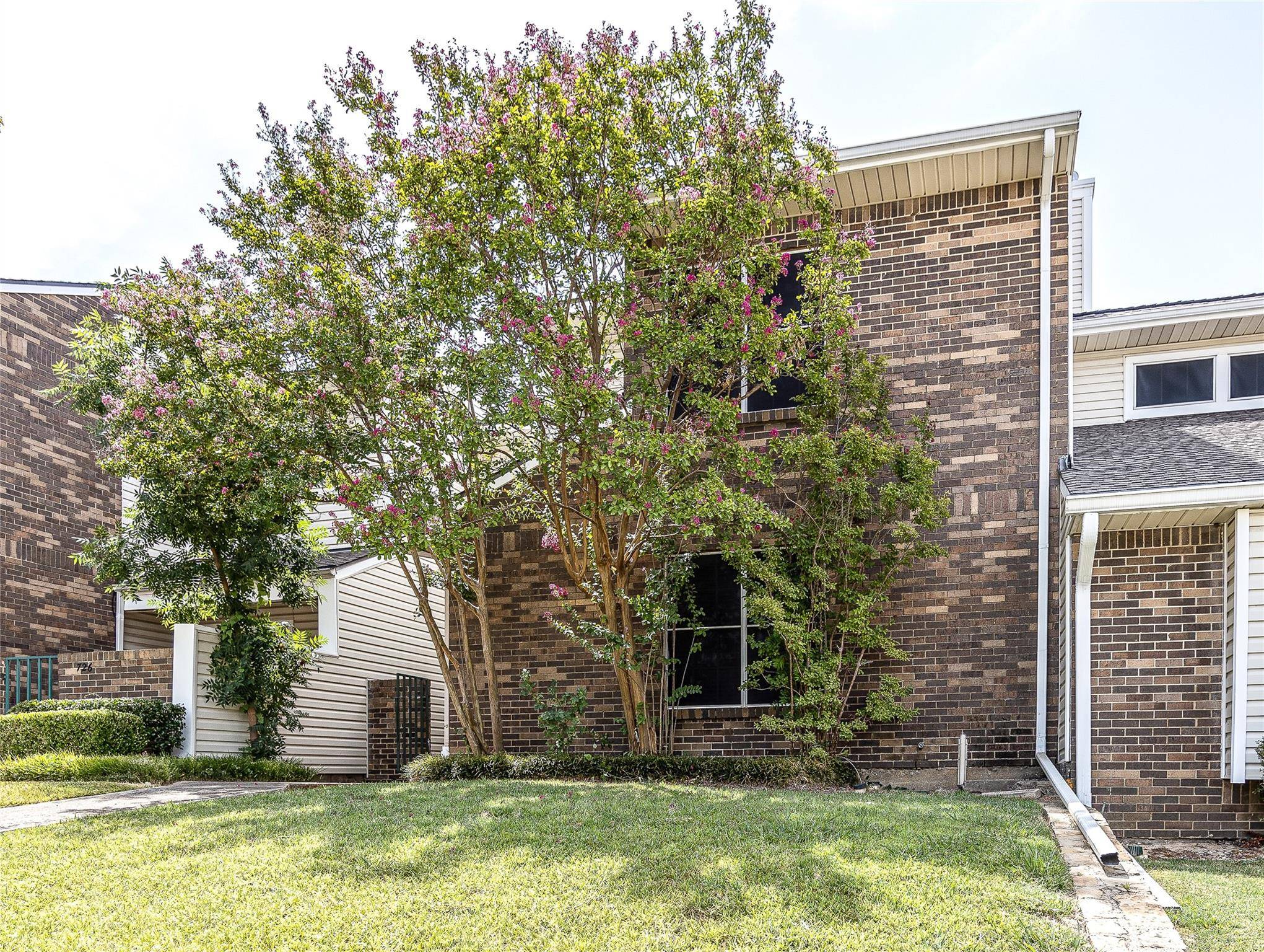 Lewisville, TX 75067,728 Creekwood Court