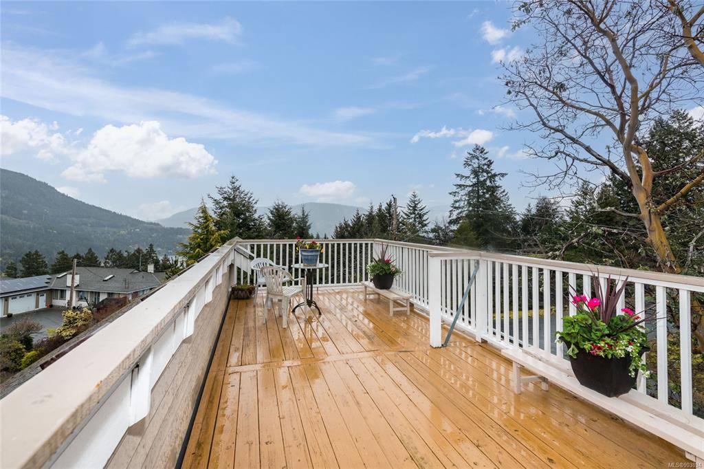 Duncan, BC V9L 5S9,967 Osprey Dr