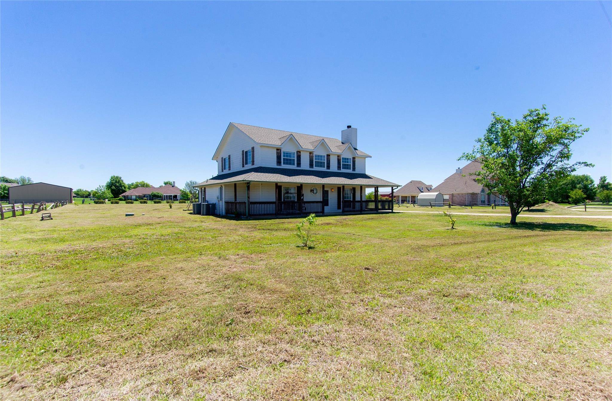 Lavon, TX 75166,906 Lake Road