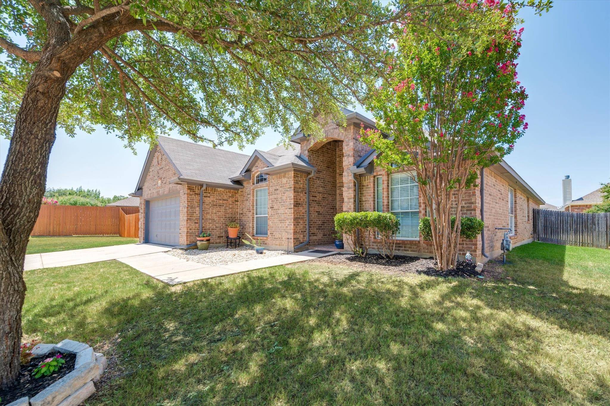 Edgecliff Village, TX 76134,34 Lucas Lane