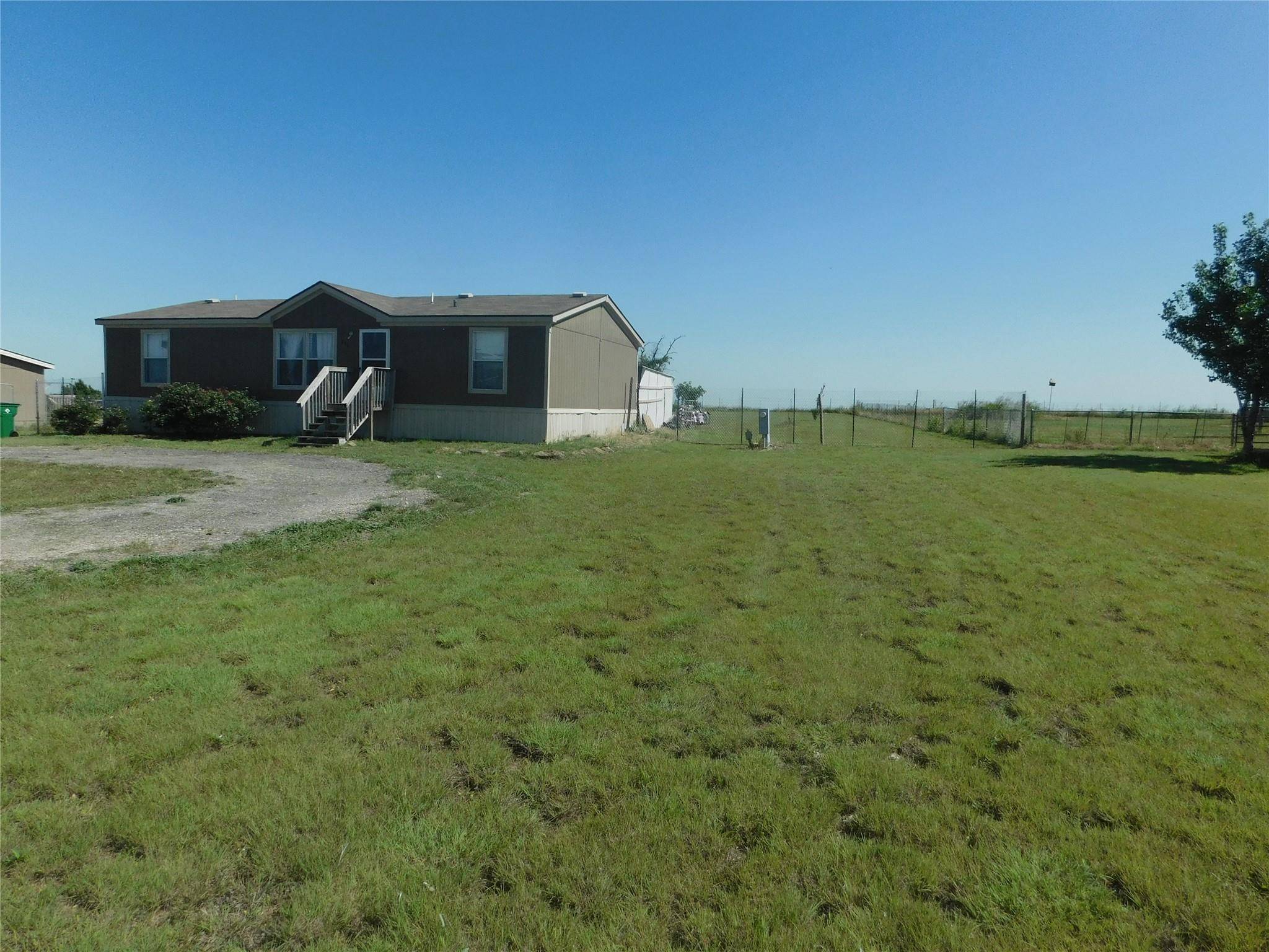 Rhome, TX 76078,370 Private Road 4732