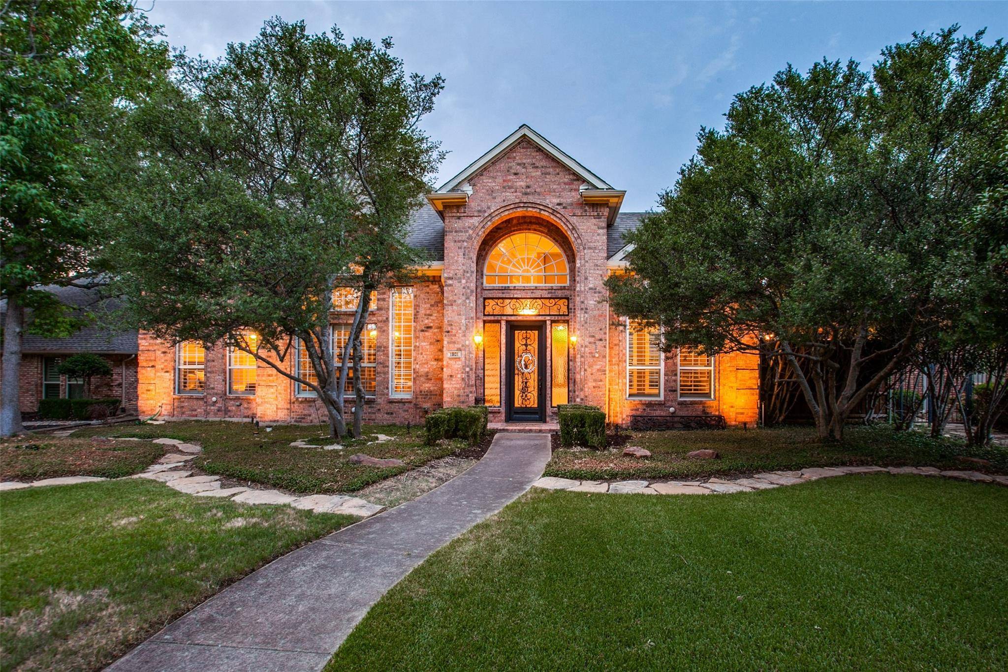 Plano, TX 75075,1901 Glenwick Drive