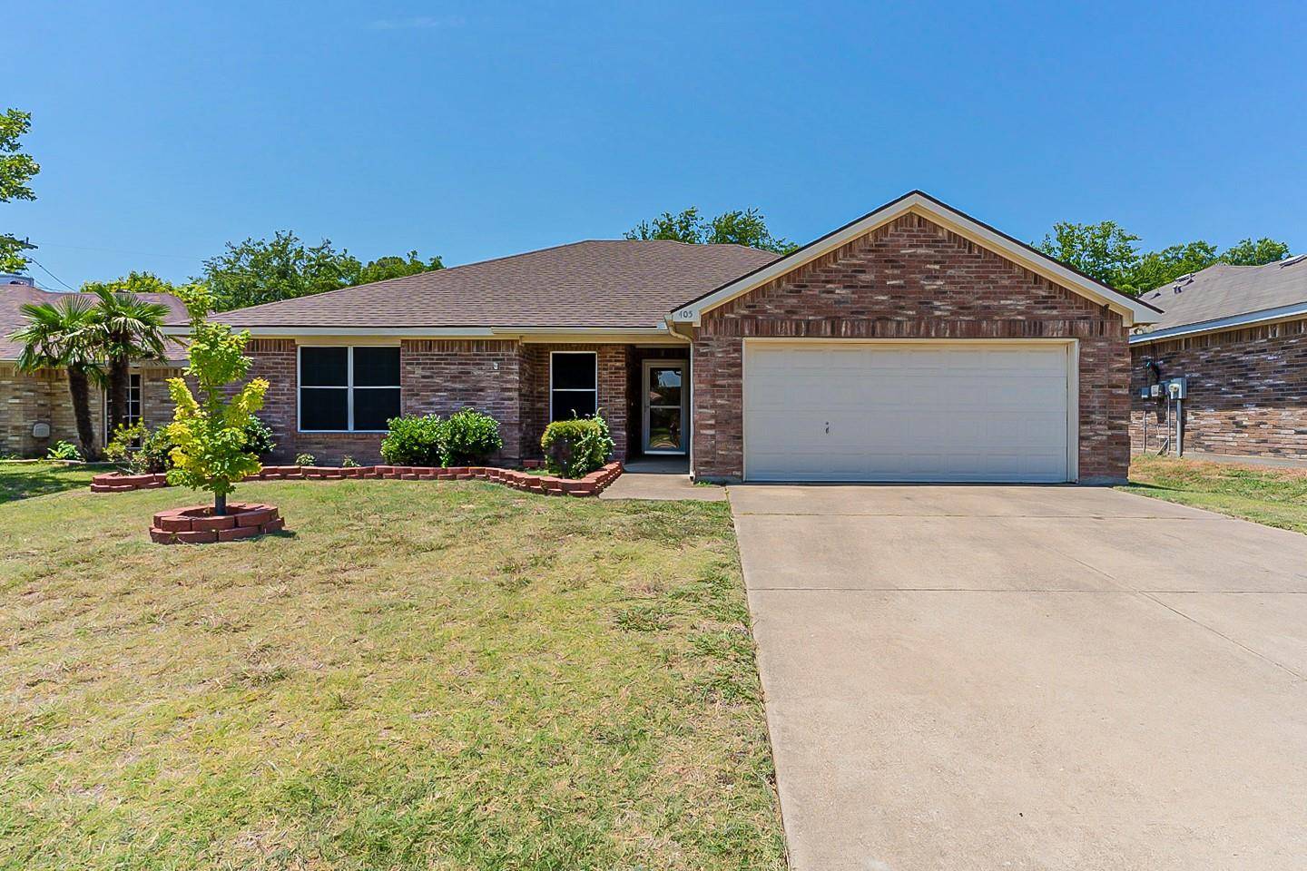 Burleson, TX 76028,405 Oxford Street