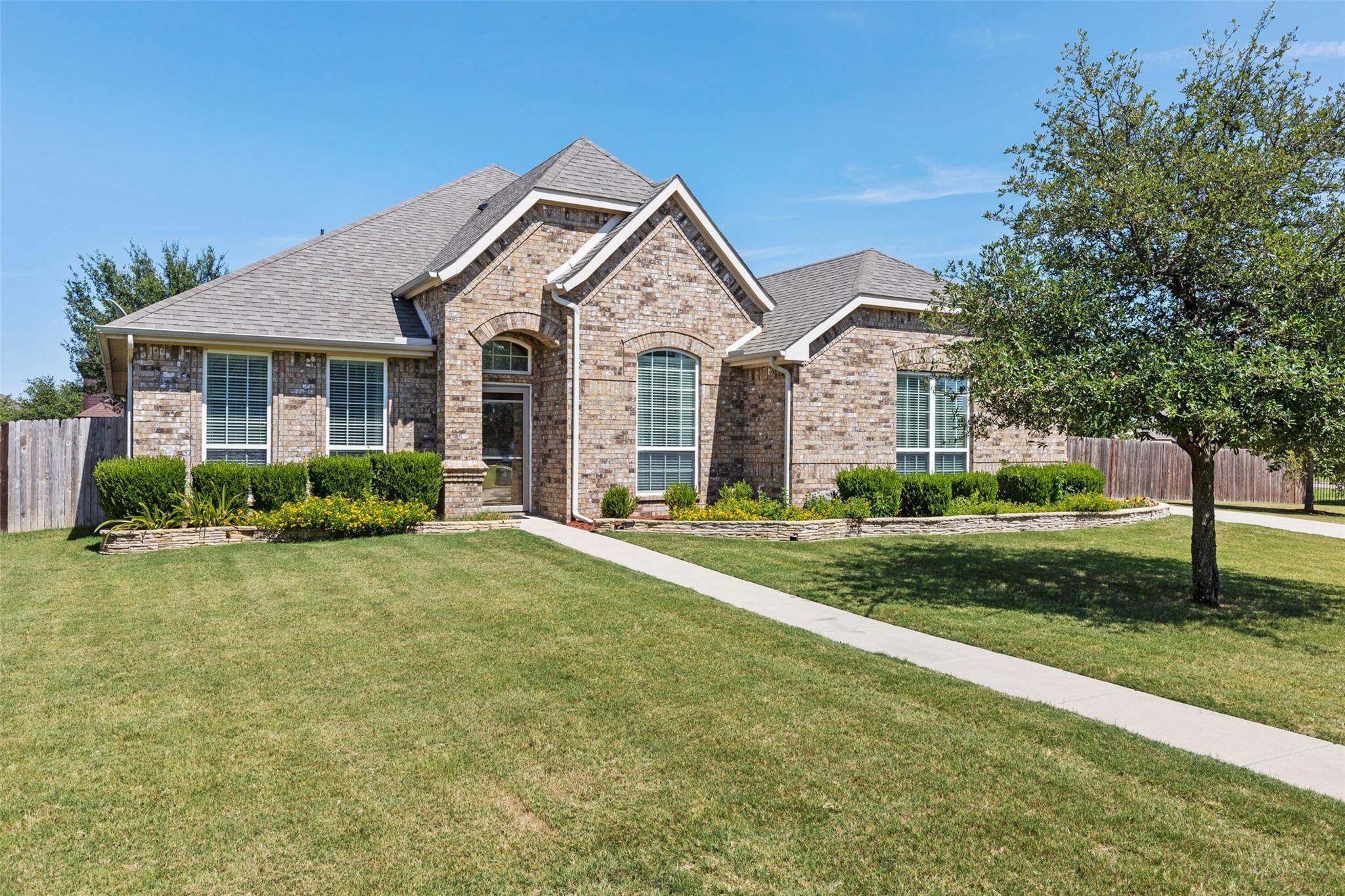 Mansfield, TX 76063,305 Caladium Court