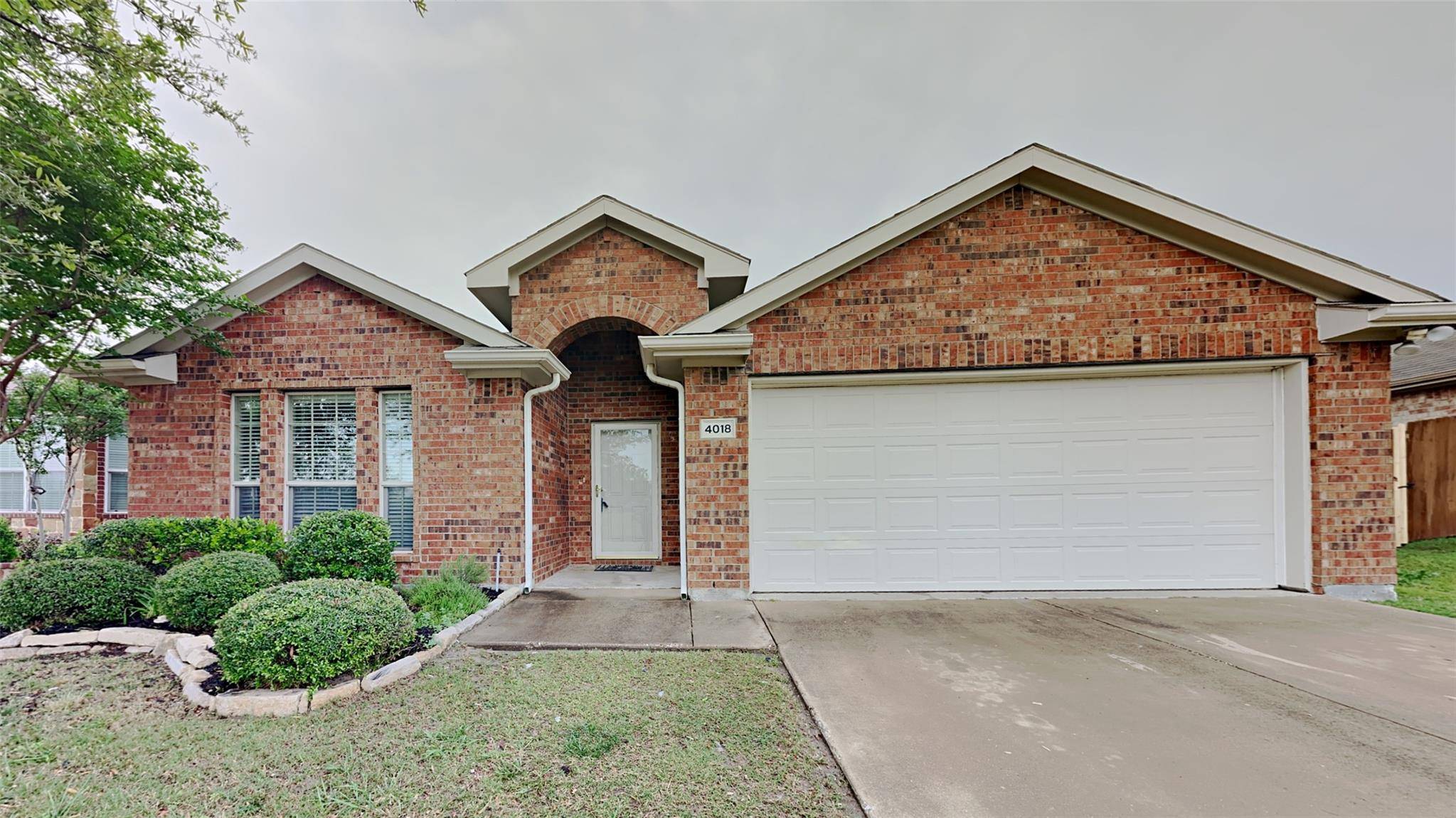 Heartland, TX 75126,4018 Autumnwood Lane