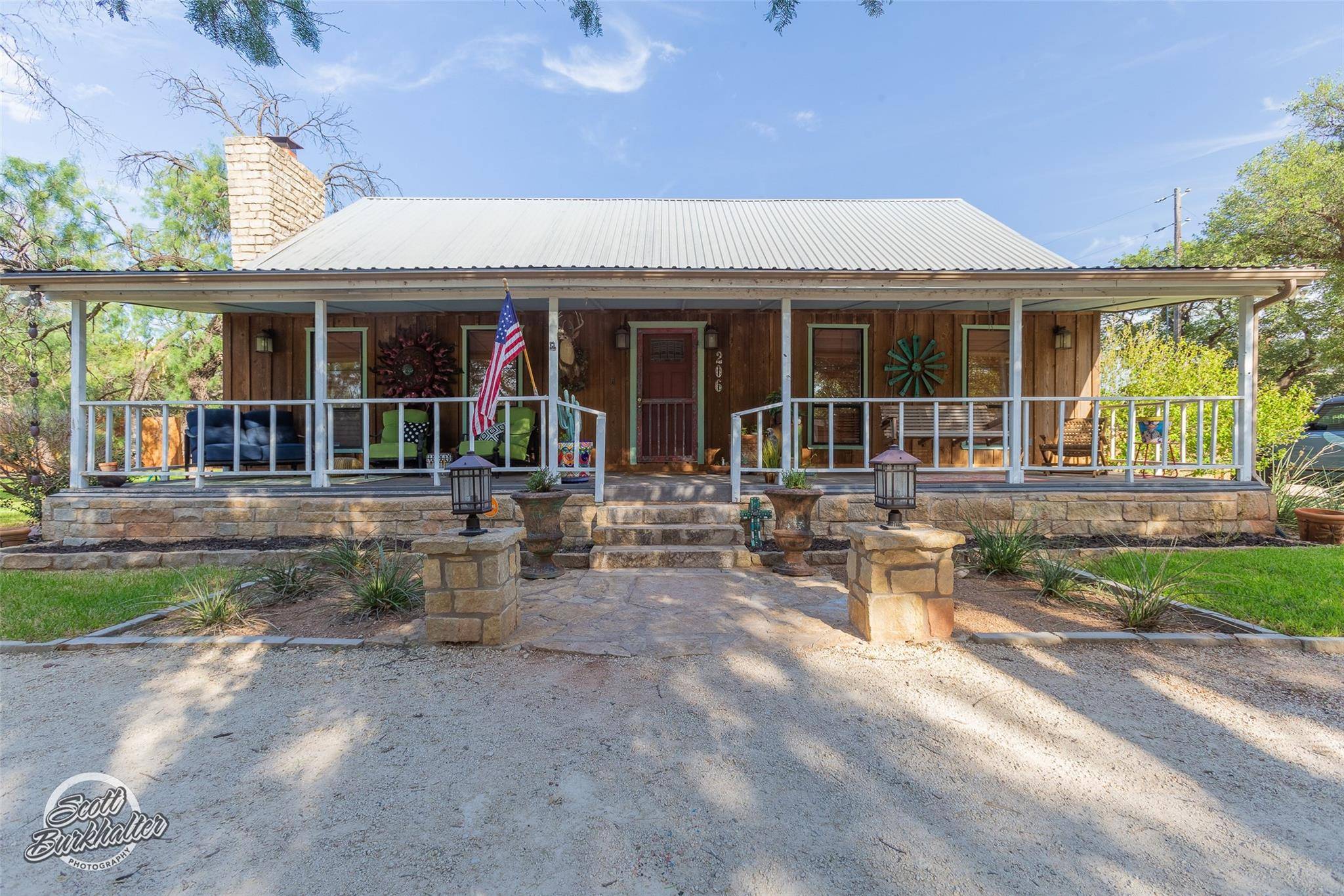 Buffalo Gap, TX 79508,206 Elm Street