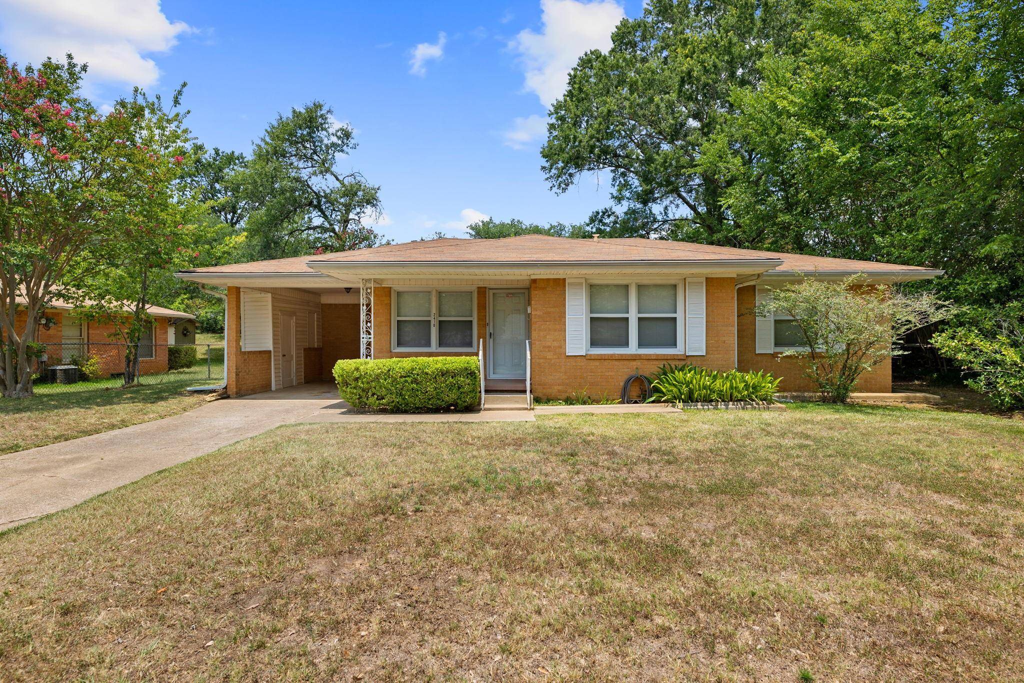 Tyler, TX 75701,2410 Sampson Drive