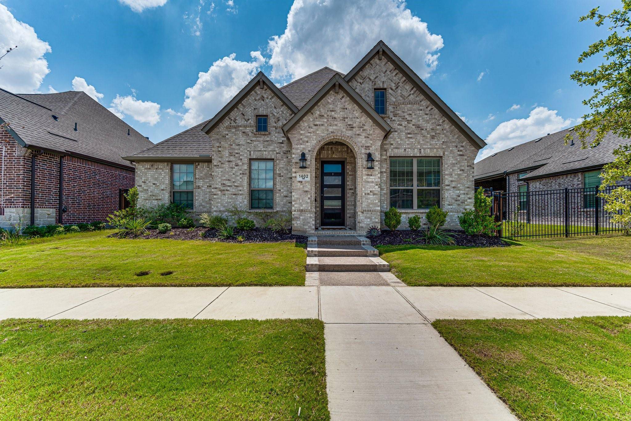 Arlington, TX 76005,1402 Colorado Ruby Court