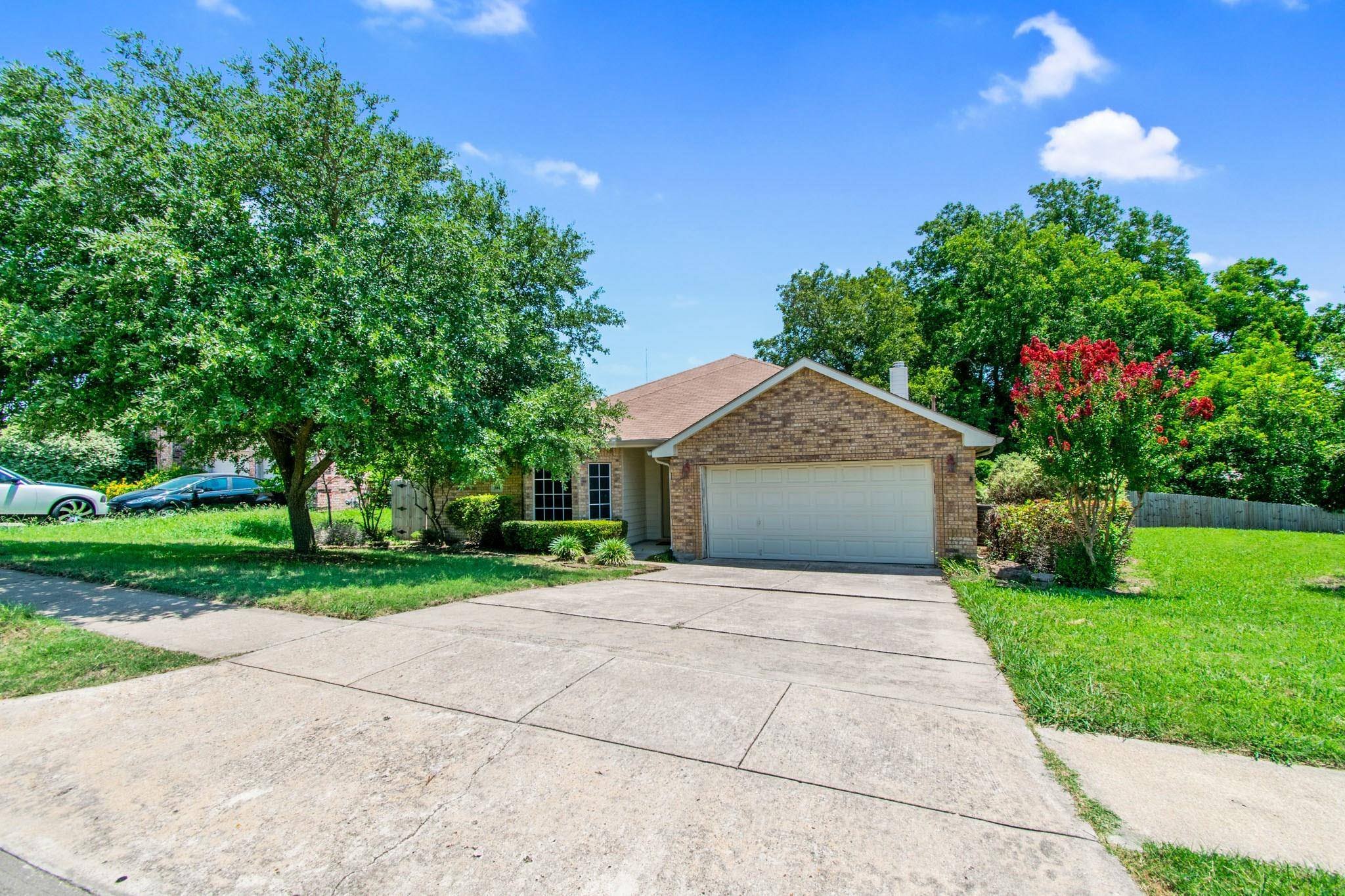 Cedar Hill, TX 75104,822 Burney