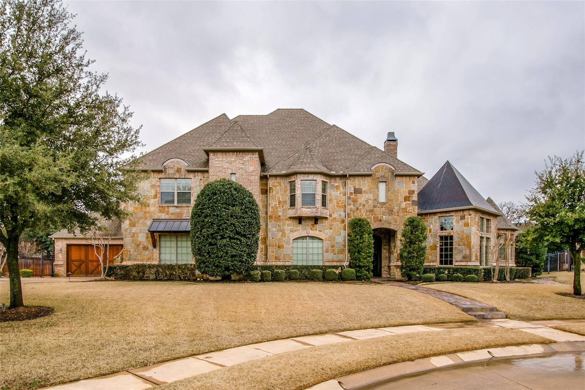 Colleyville, TX 76034,905 Chalet Court