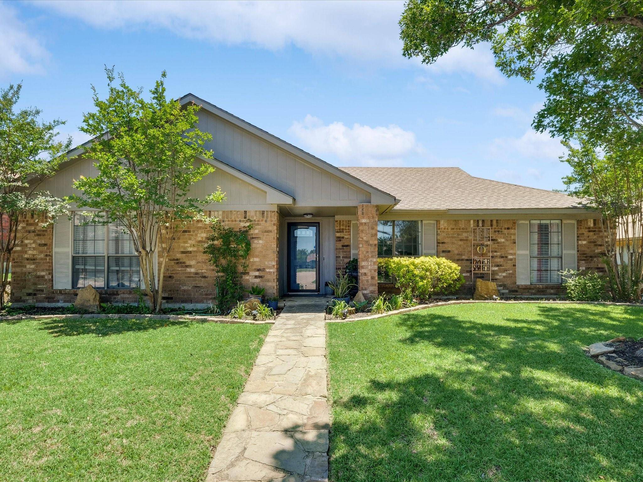 Coppell, TX 75019,639 Plumlee Place