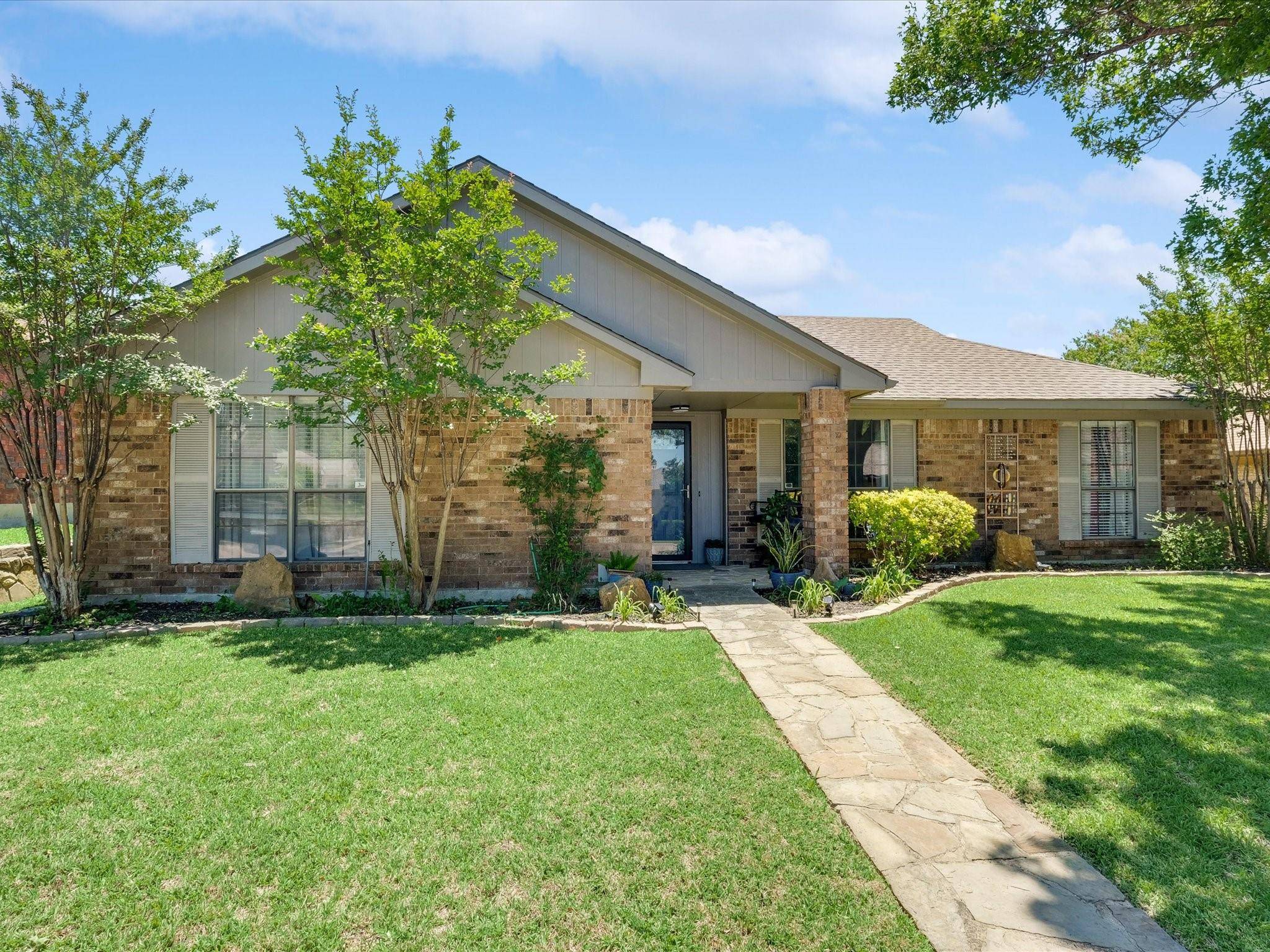 Coppell, TX 75019,639 Plumlee Place